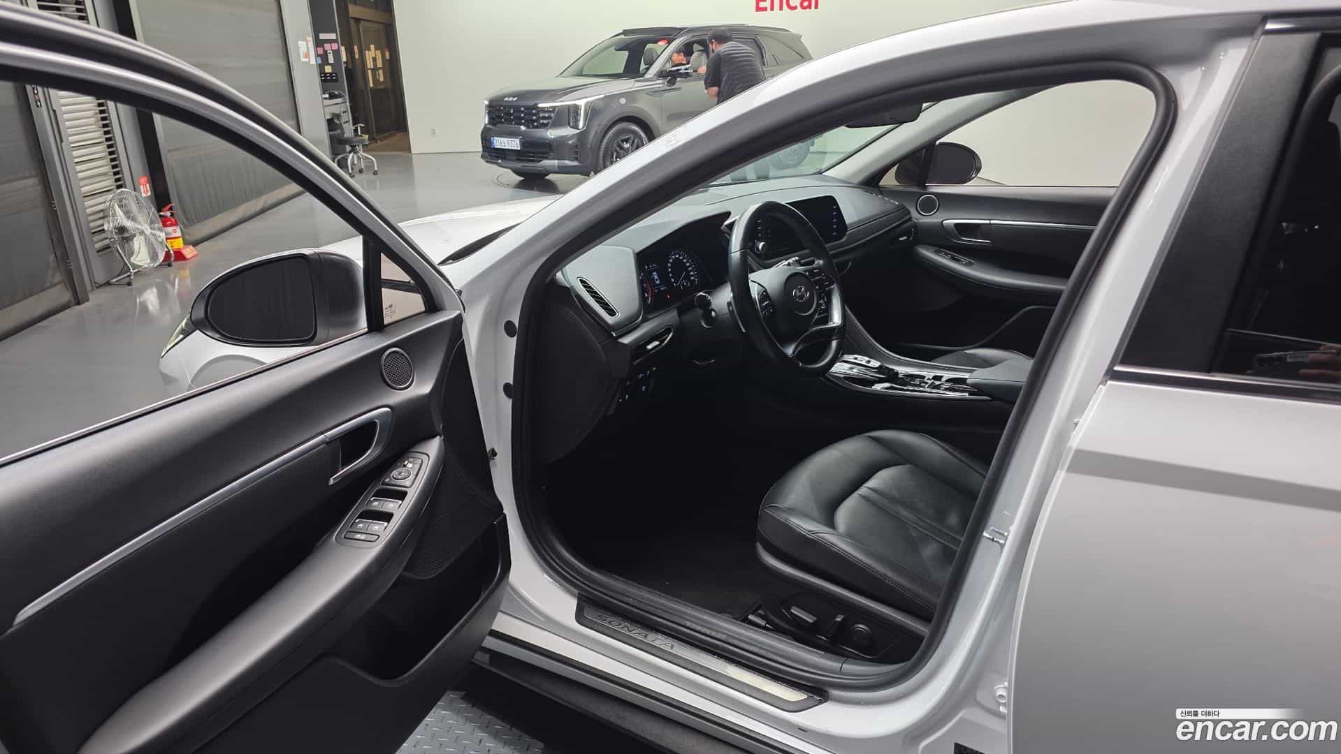Sonata Hyundai 2021.3-INNER-010
