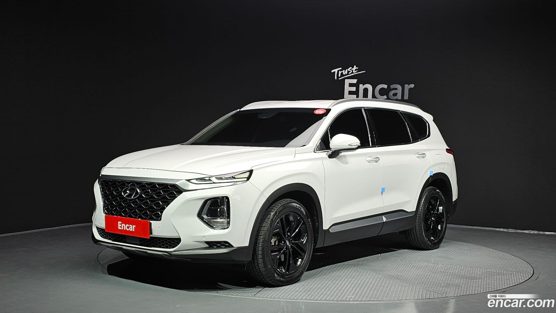 Main__Slider__Photo:Santafe Hyundai 2019.9-0