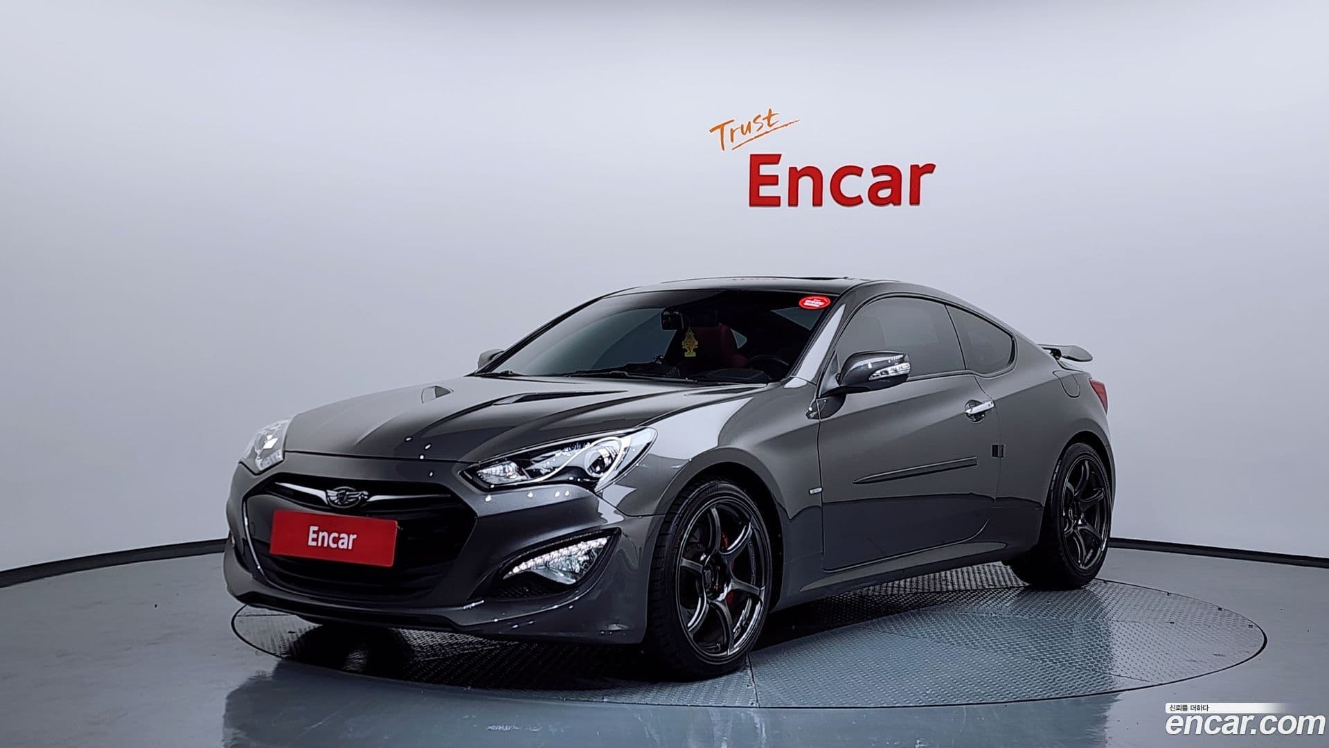 Main__Slider__Photo:Genesis Hyundai 2011.10-0