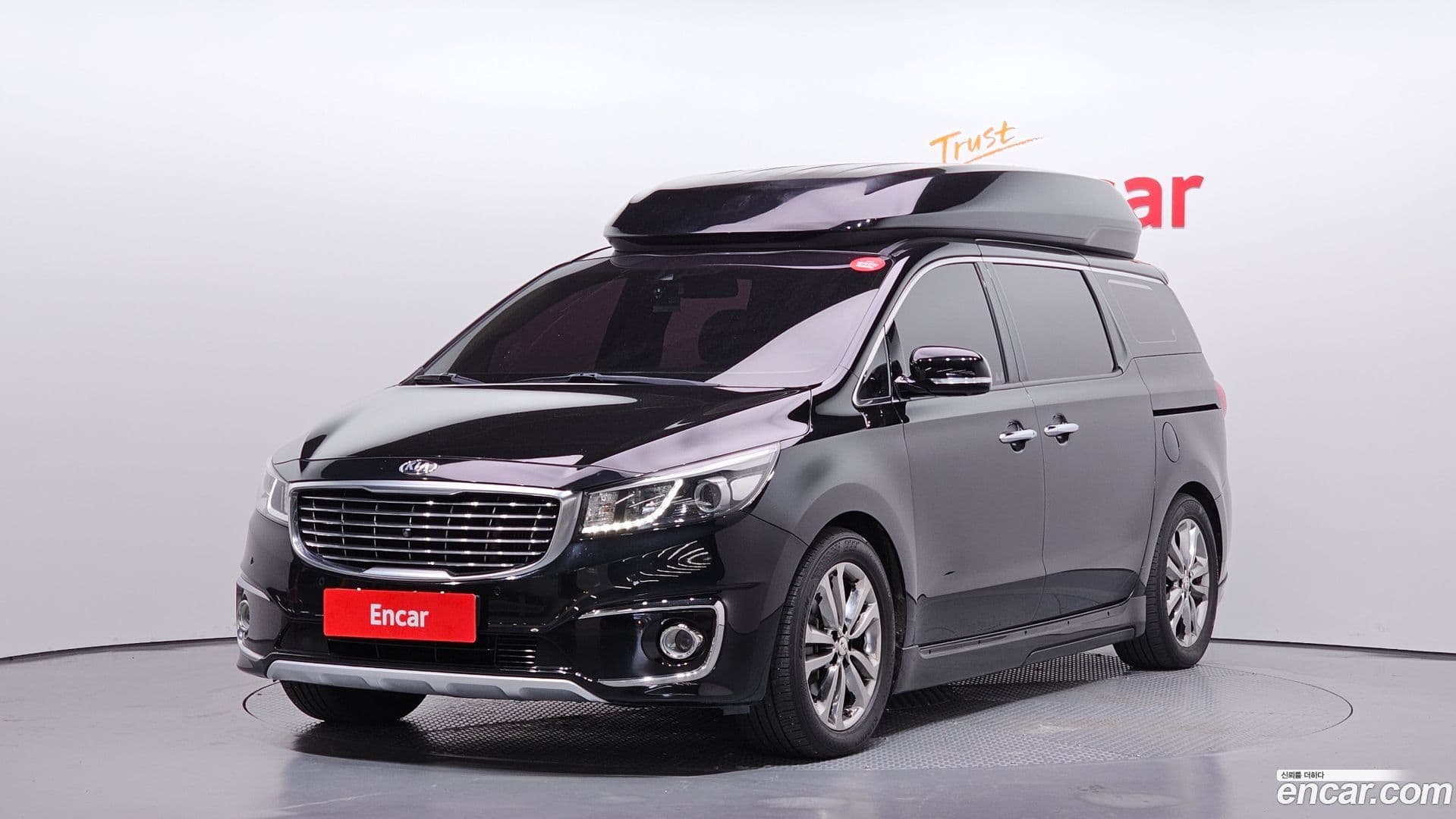 Main__Slider__Photo:Canival Kia 2018.1-0