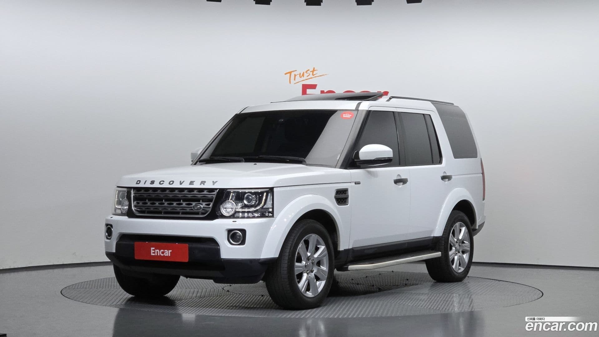 Main__Slider__Photo:Discovery Land Rover 2016.6-0