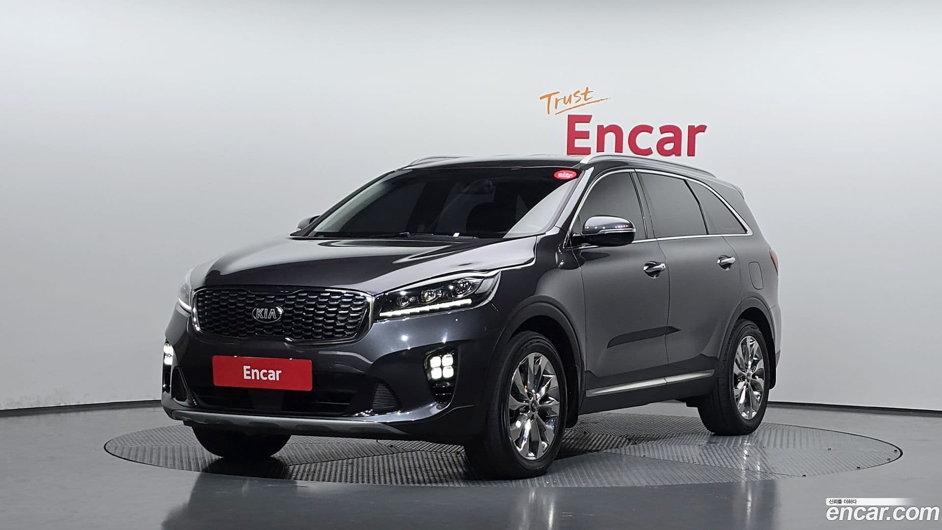 Main__Slider__Photo:Sorento Kia 2018.10-0