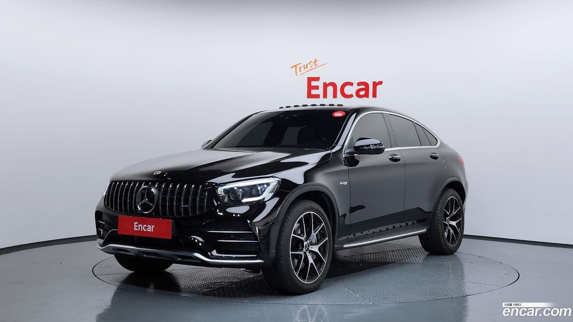Main__Slider__Photo:GLC-Class Mercedes-Benz 2022.10-0