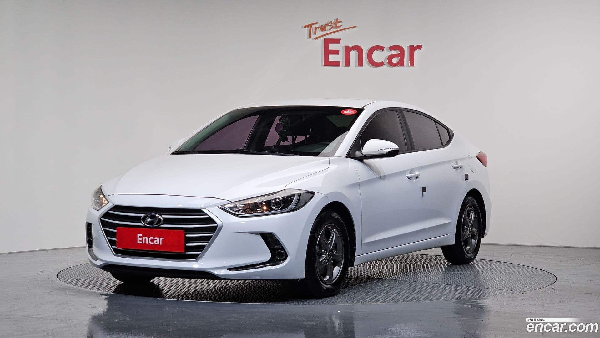 Main__Slider__Photo:AVANTE Hyundai 2017.0-0