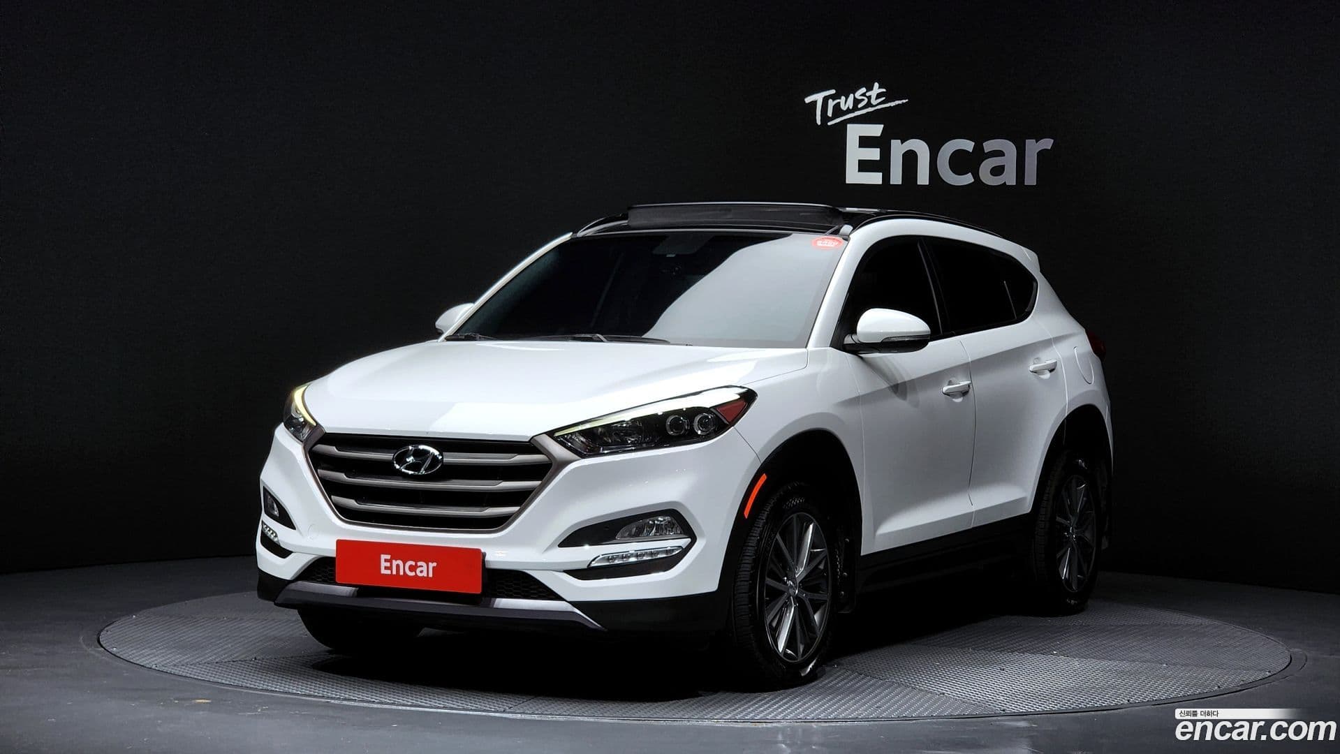 Main__Slider__Photo:Tucson Hyundai 2015.10-0
