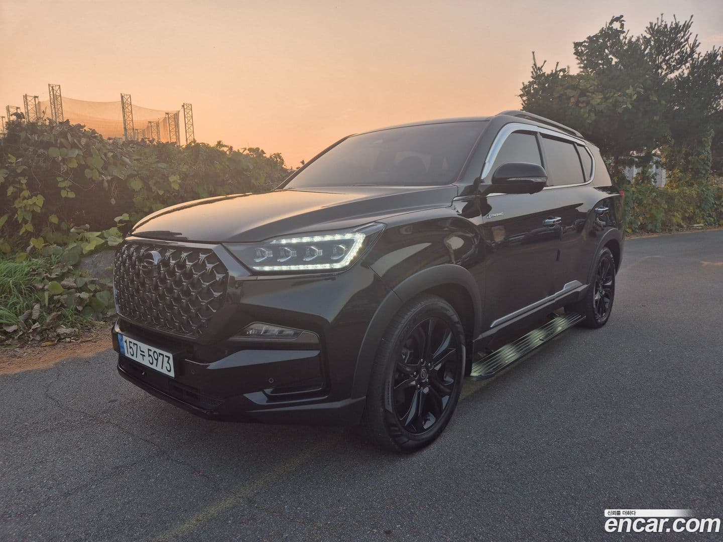 Main__Slider__Photo:Rexton KG Mobility 2023.3-0