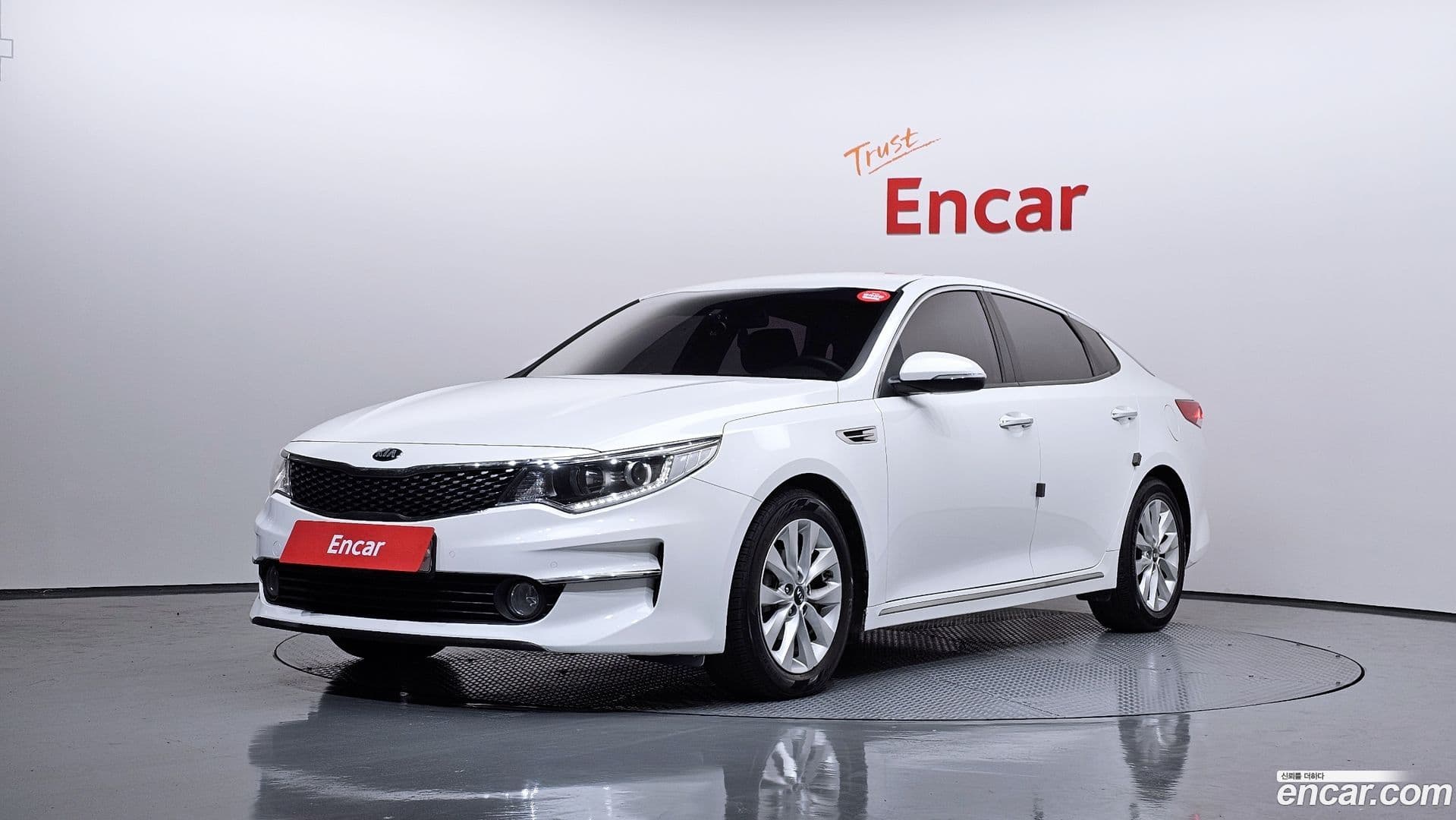 Main__Slider__Photo:K5 Kia 2016.11-0