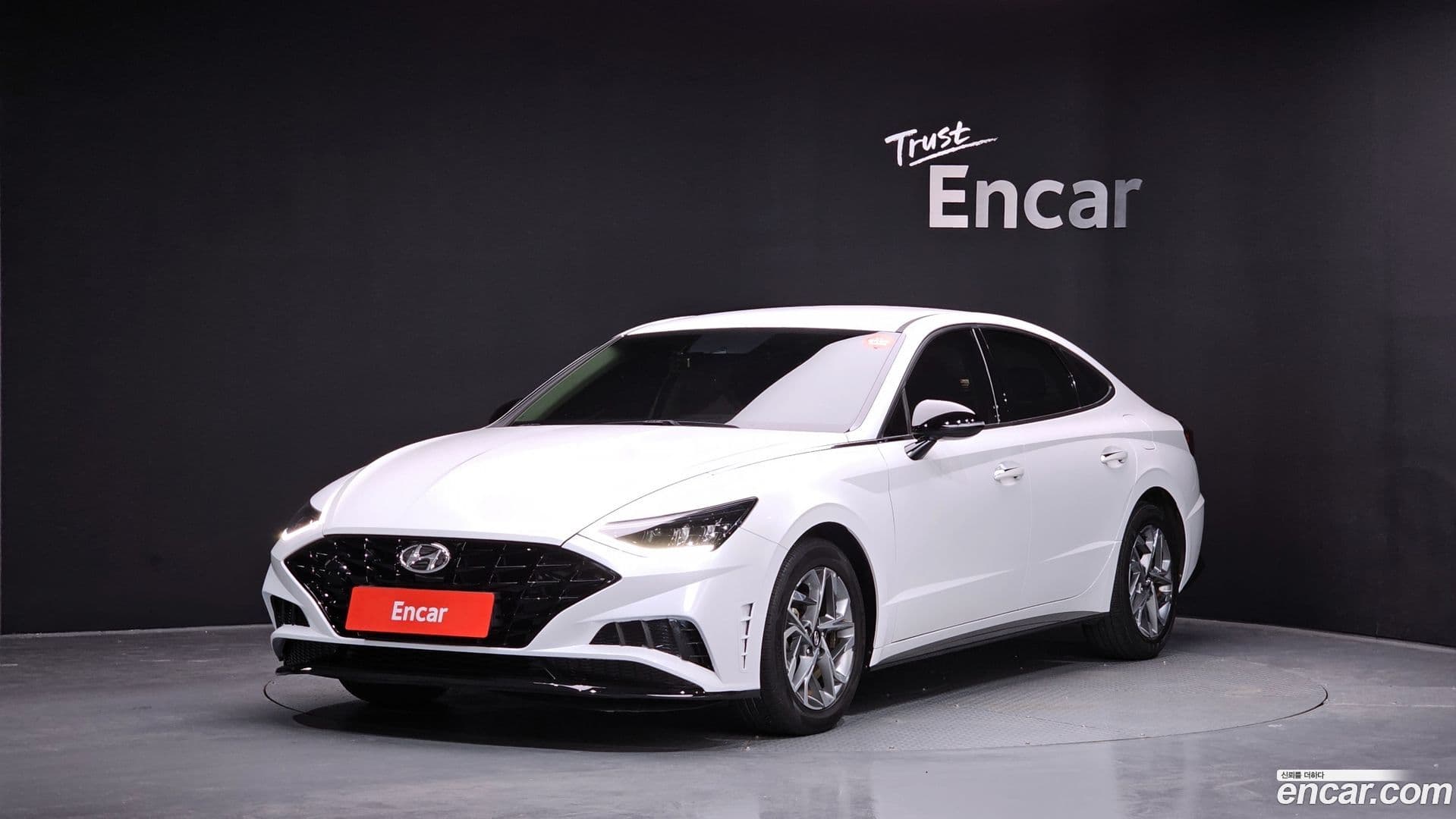 Main__Slider__Photo:Sonata Hyundai 2021.9-0
