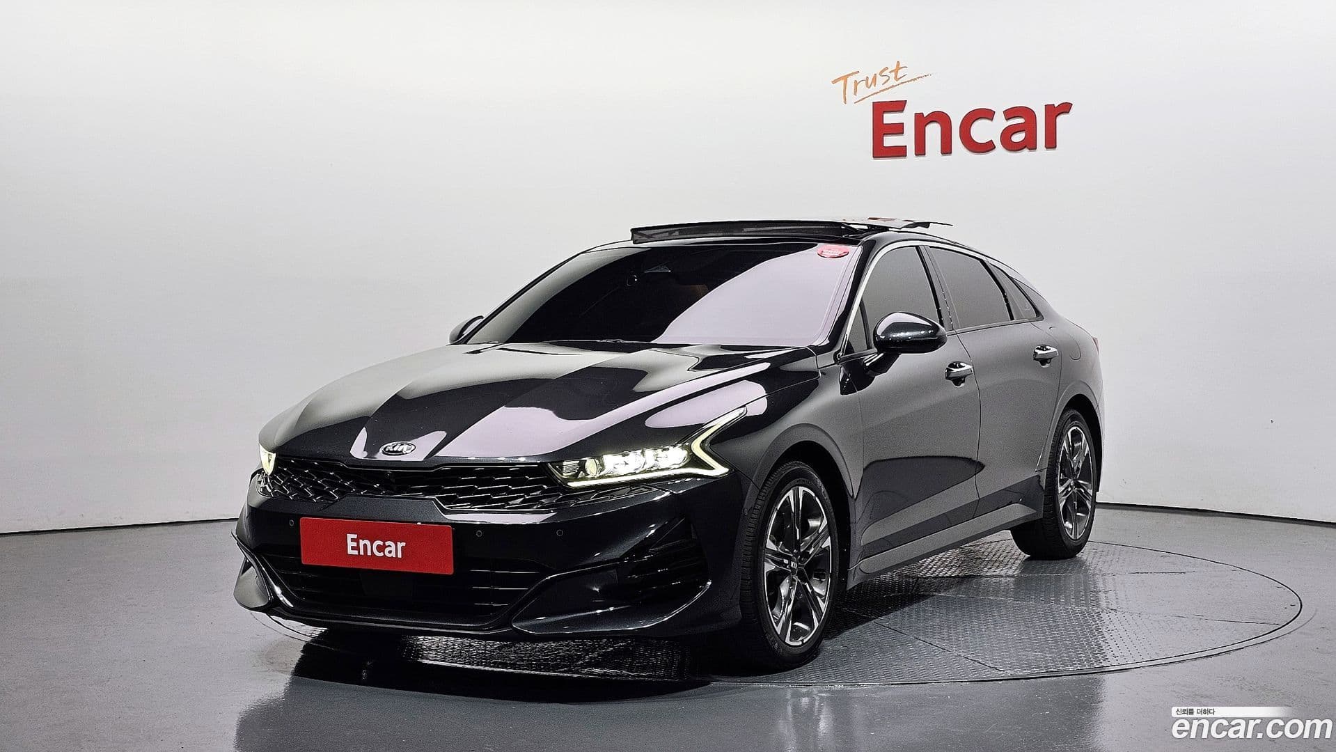 Main__Slider__Photo:K5 Kia 2020.6-0