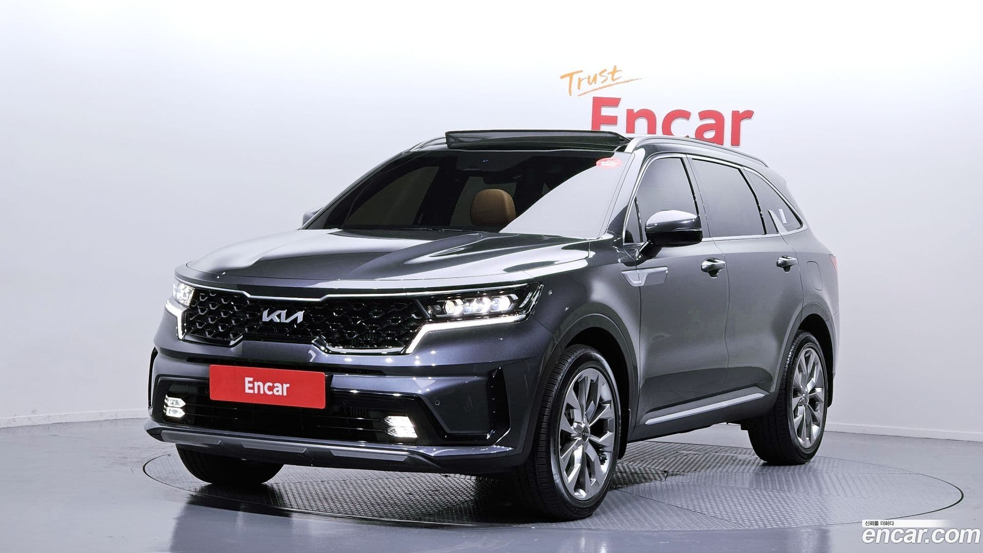 Main__Slider__Photo:Sorento Kia 2022.4-0