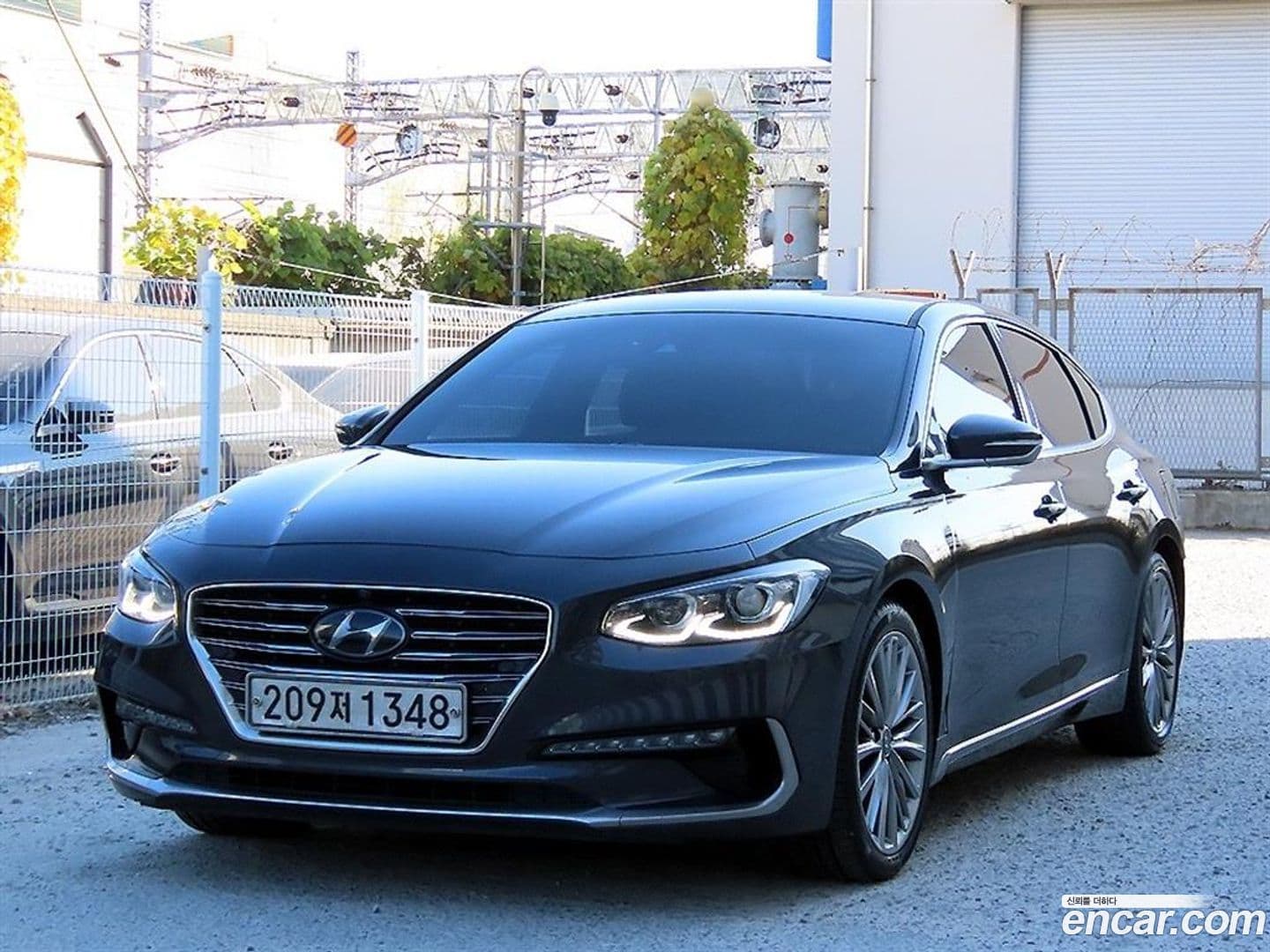 Main__Slider__Photo:Grandeur Hyundai 2018.2-0