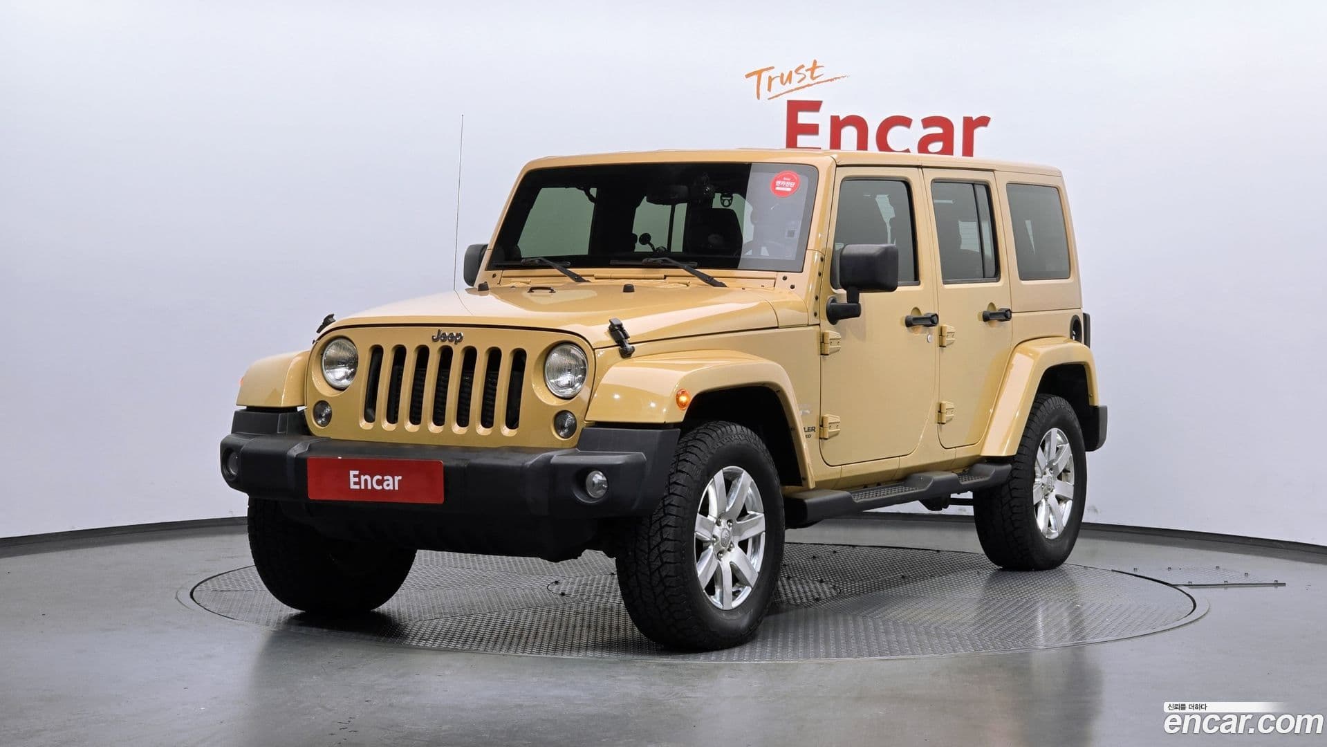 Main__Slider__Photo:Wrangler Jeep 2014.6-0