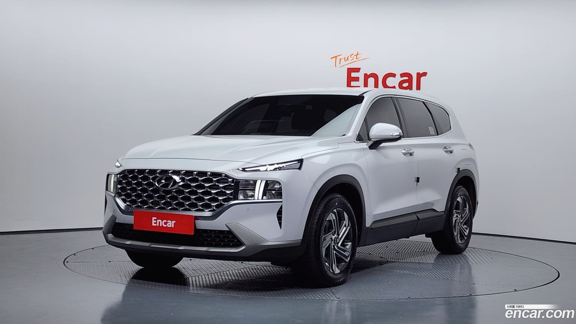 Main__Slider__Photo:Santafe Hyundai 2020.7-0