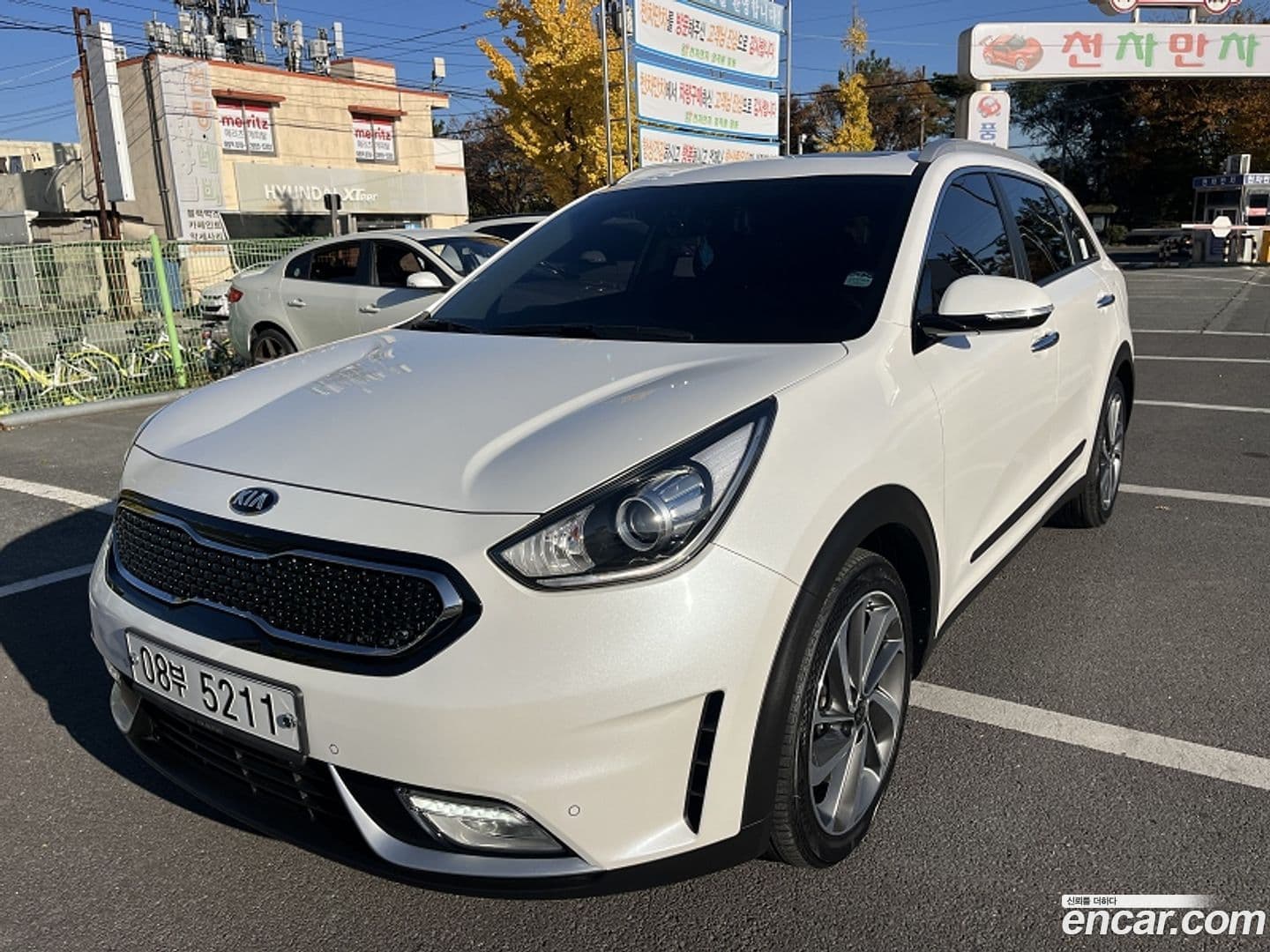Main__Slider__Photo:Niro Kia 2017.1-0