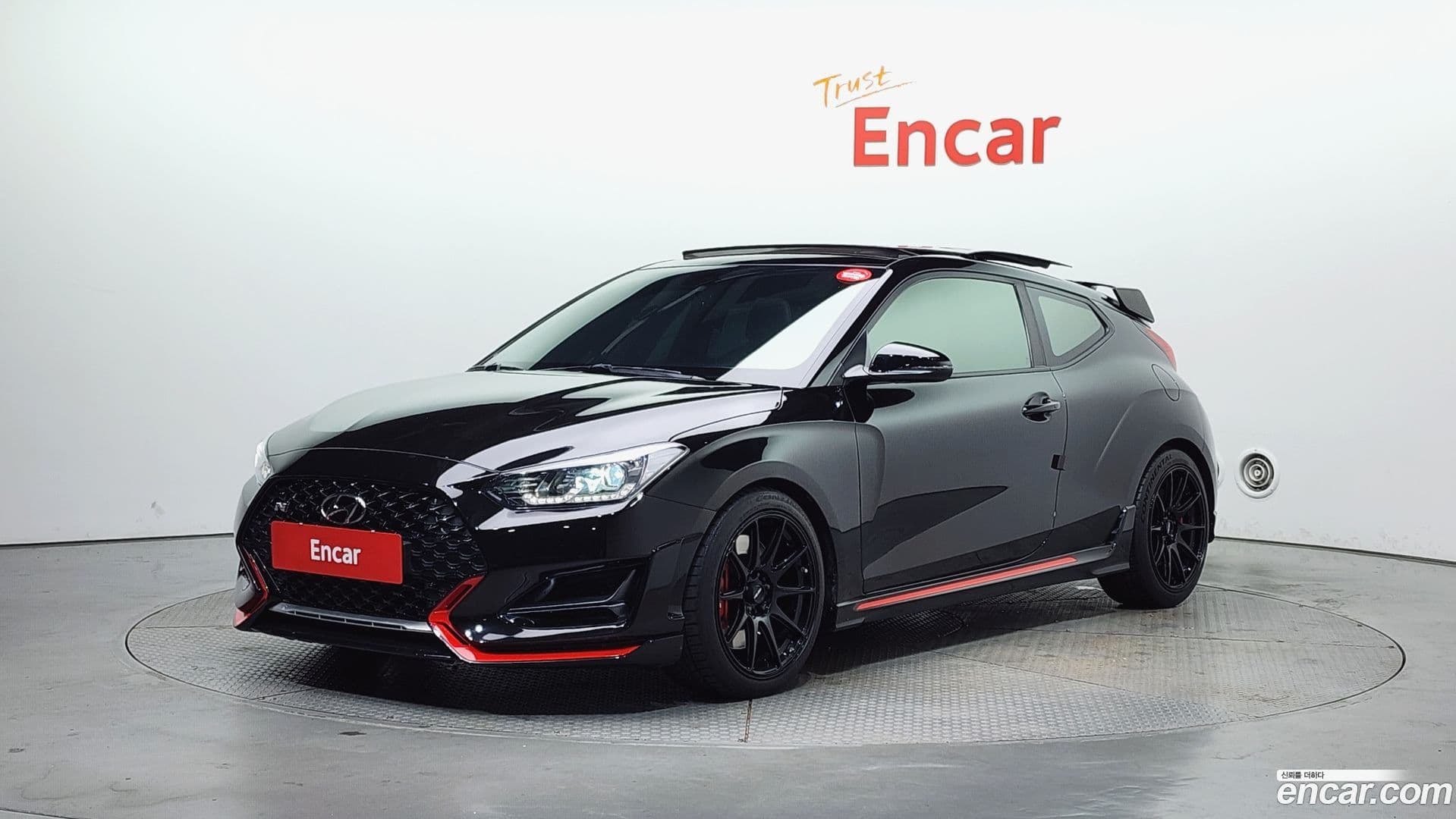 Main__Slider__Photo:Veloster Hyundai 2019.2-0