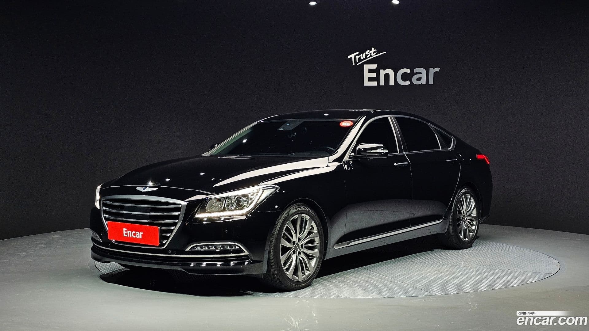 Main__Slider__Photo:Genesis Hyundai 2015.5-0