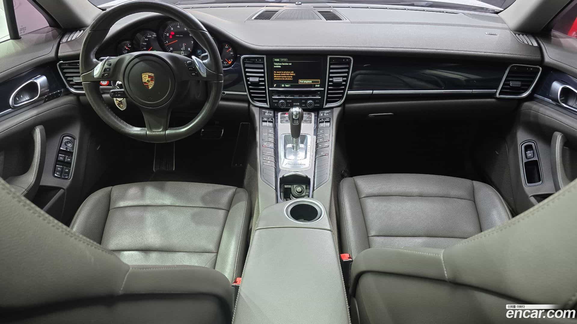 Panamera Porsche 2015.4-INNER-007