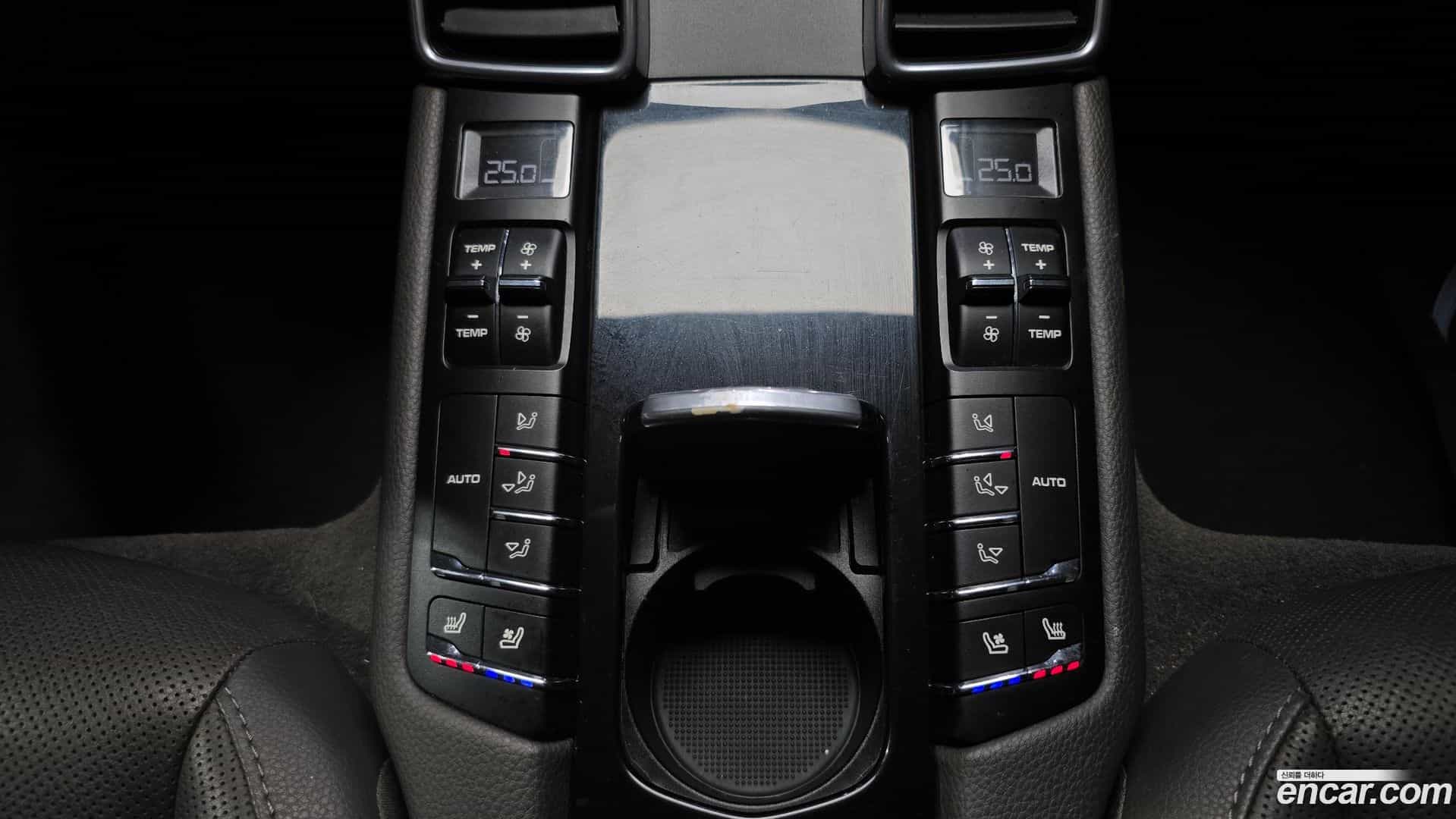 Panamera Porsche 2015.4-OPTION-022