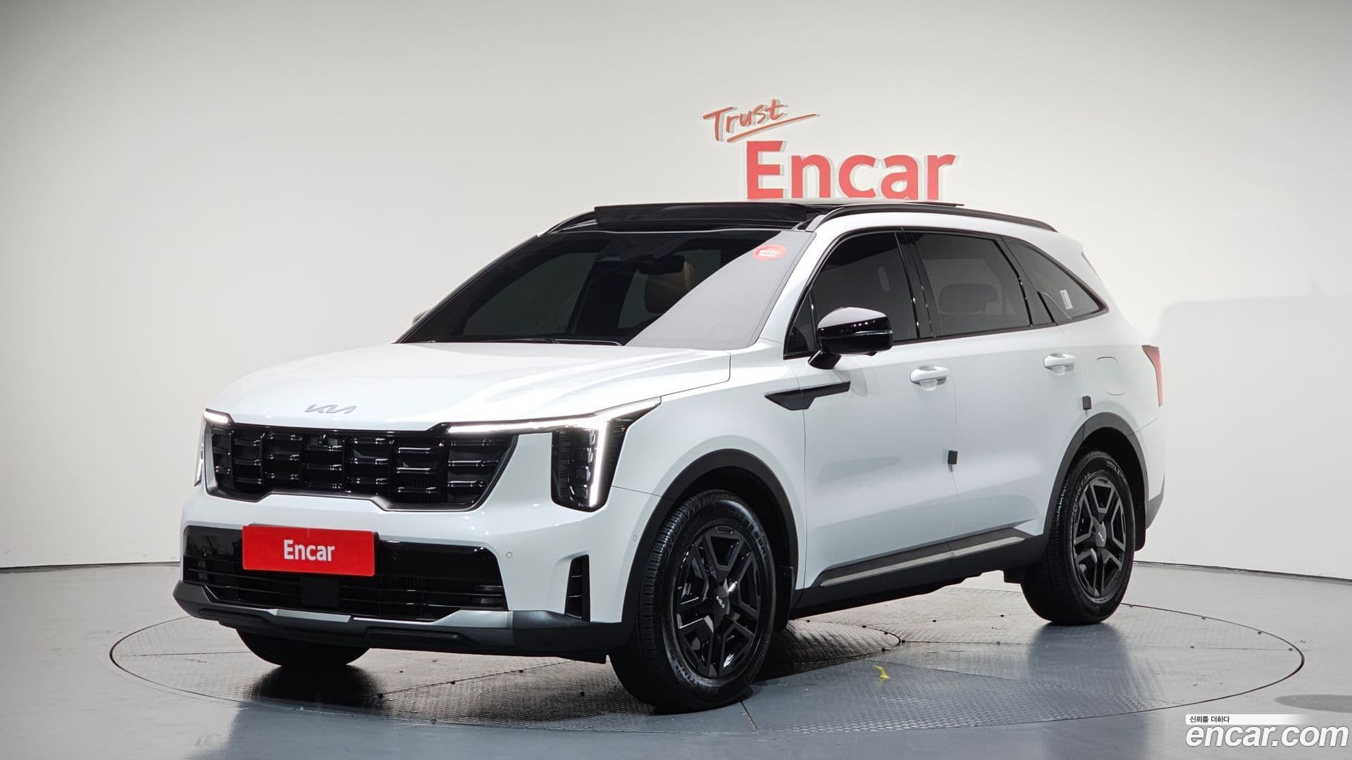 Main__Slider__Photo:Sorento Kia 2023.10-0