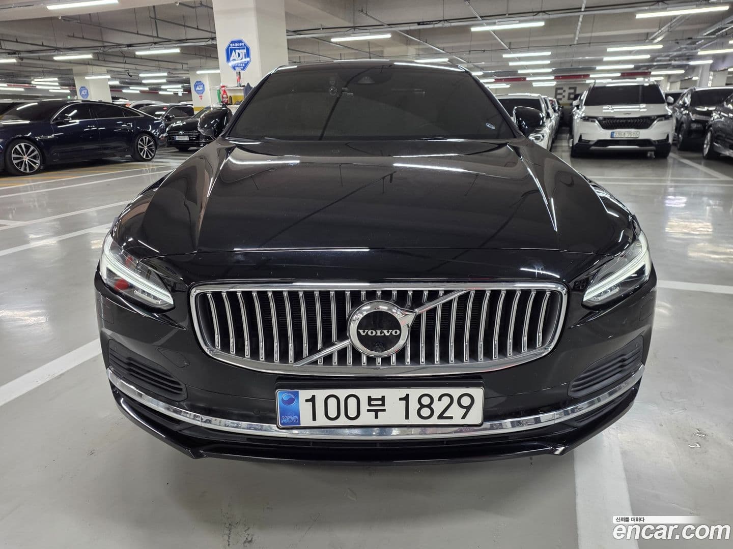 Main__Slider__Photo:S90 Volvo 2020.10-0