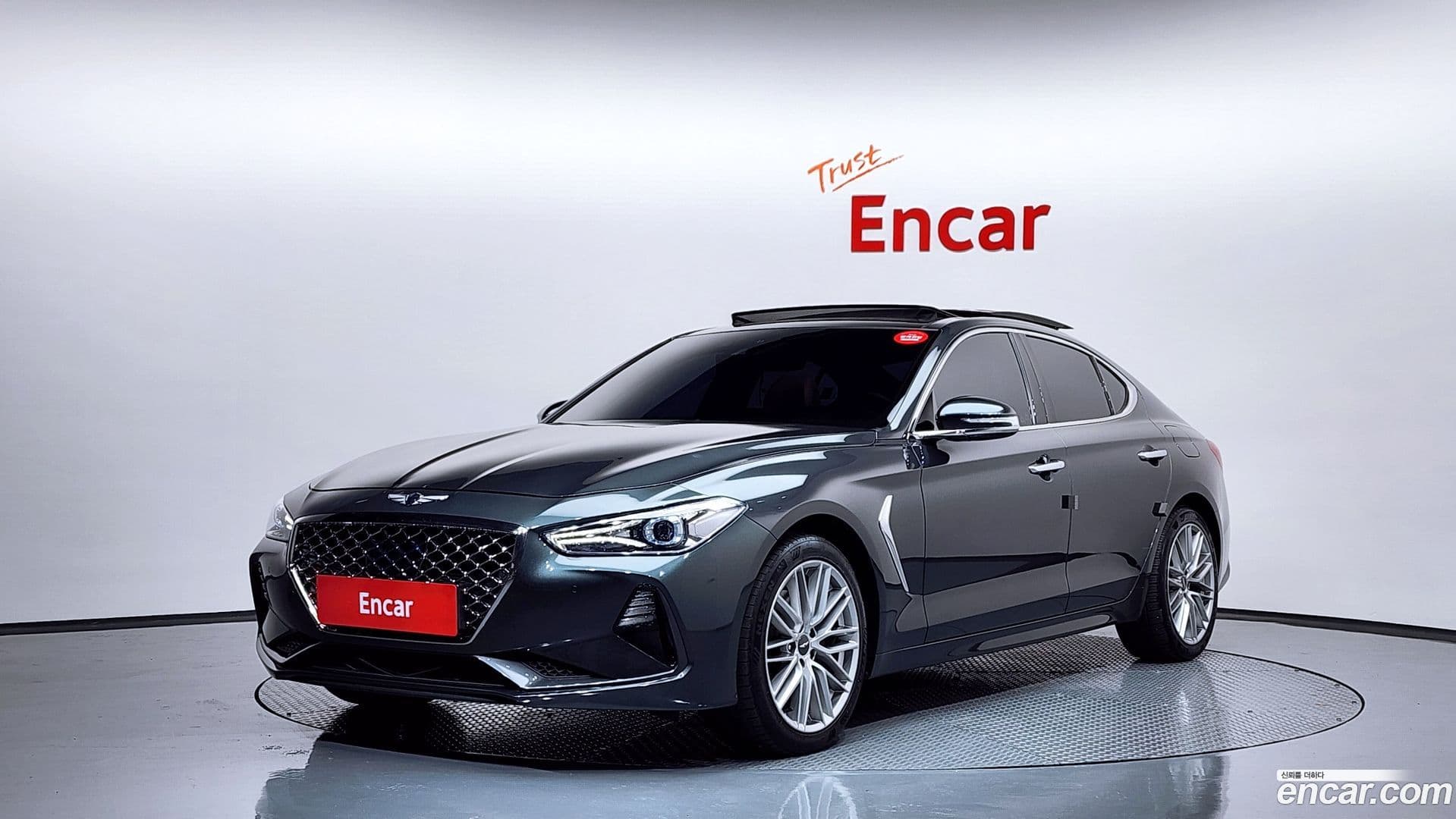 Main__Slider__Photo:G70 Genesis 2019.1-0