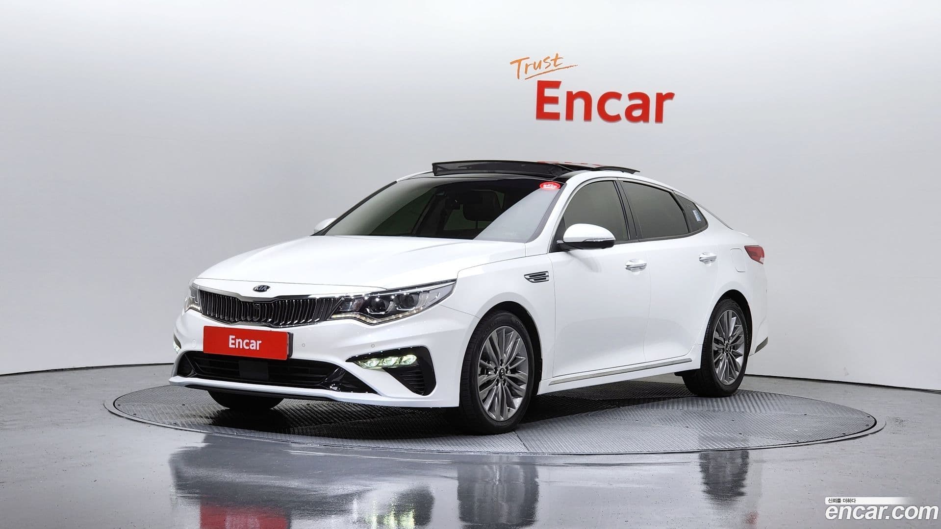 Main__Slider__Photo:K5 Kia 2019.7-0