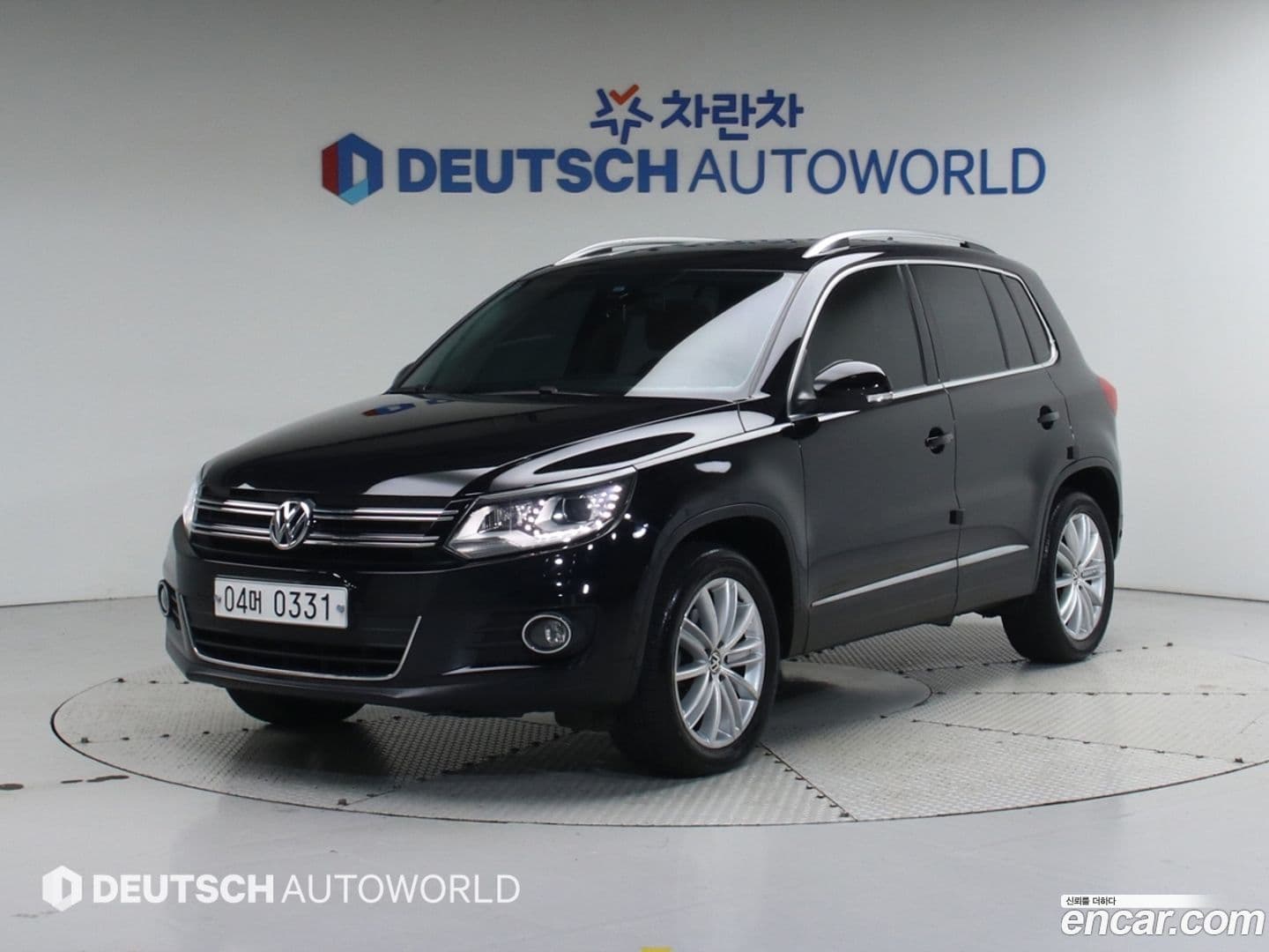 Main__Slider__Photo:Tiguan Volkswagen 2016.1-0