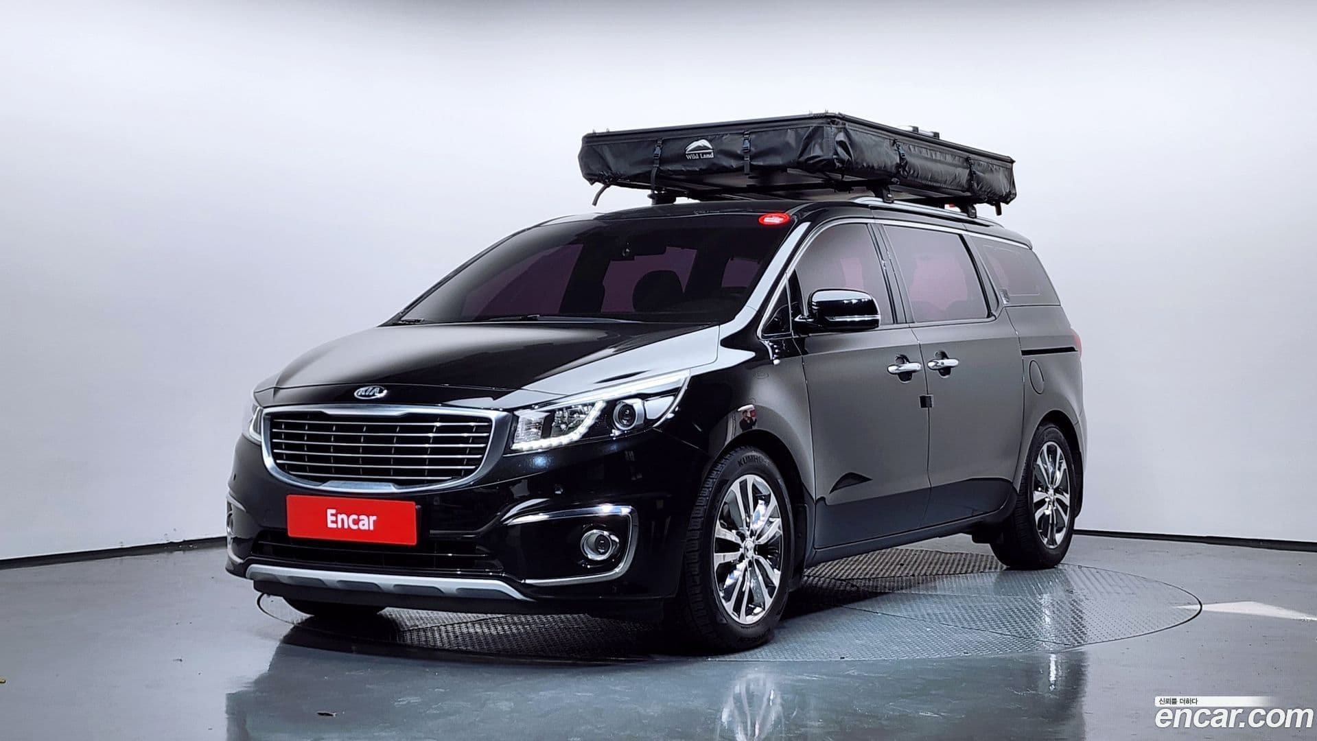 Main__Slider__Photo:Canival Kia 2017.6-0