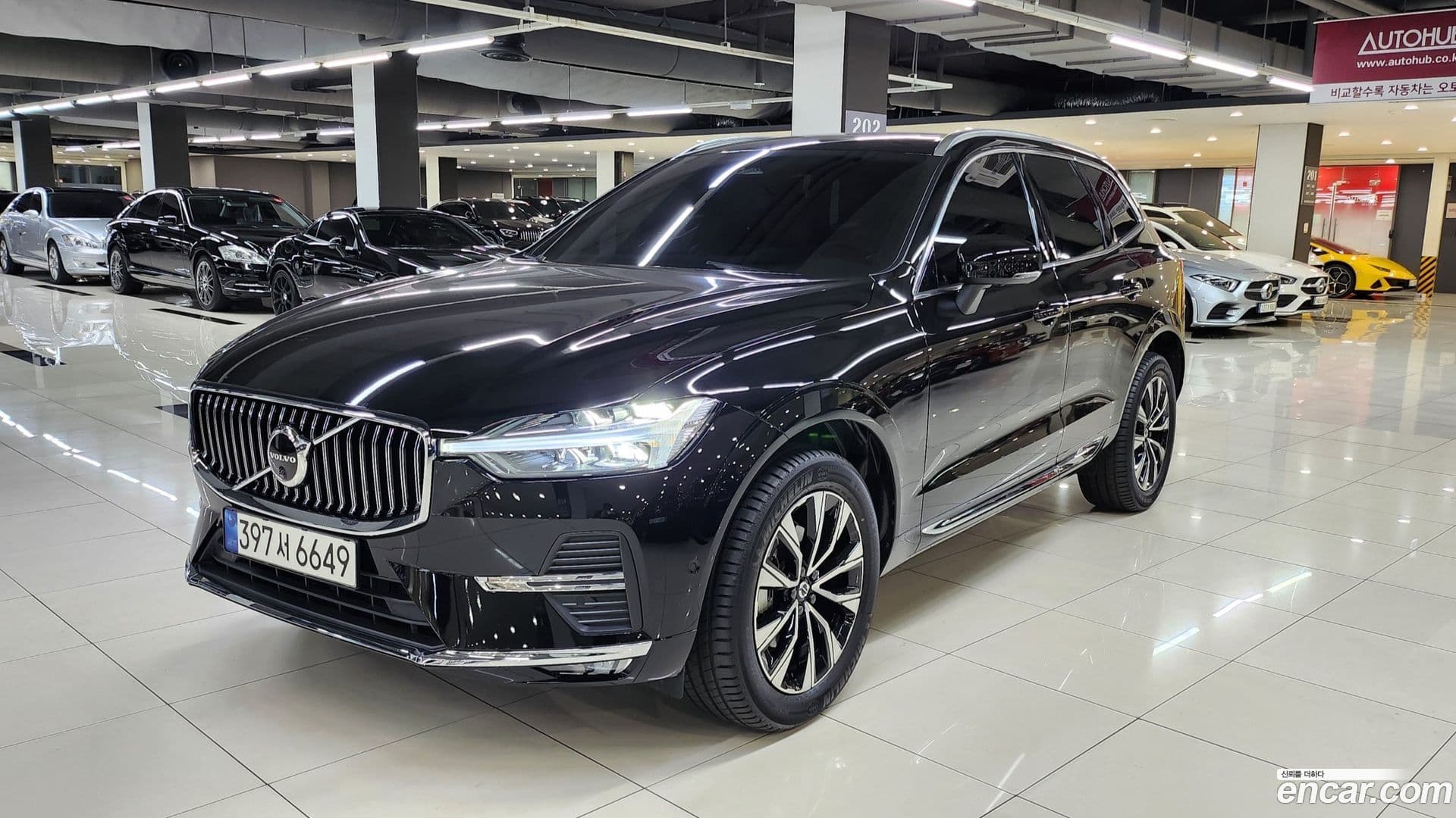 Main__Slider__Photo:XC60 Volvo 2023.11-0