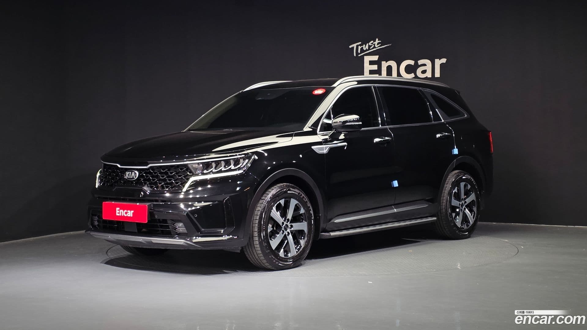 Main__Slider__Photo:Sorento Kia 2020.9-0