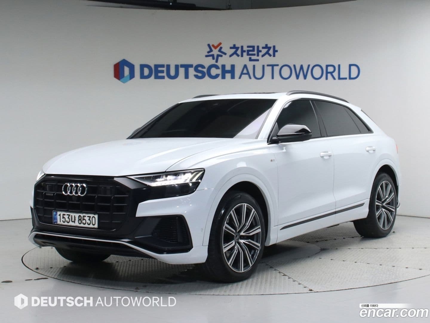 Main__Slider__Photo:Q8 Audi 2021.2-0
