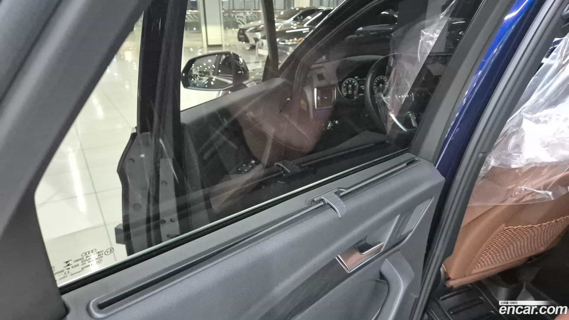 Q5 Audi 2023.11-OPTION-020