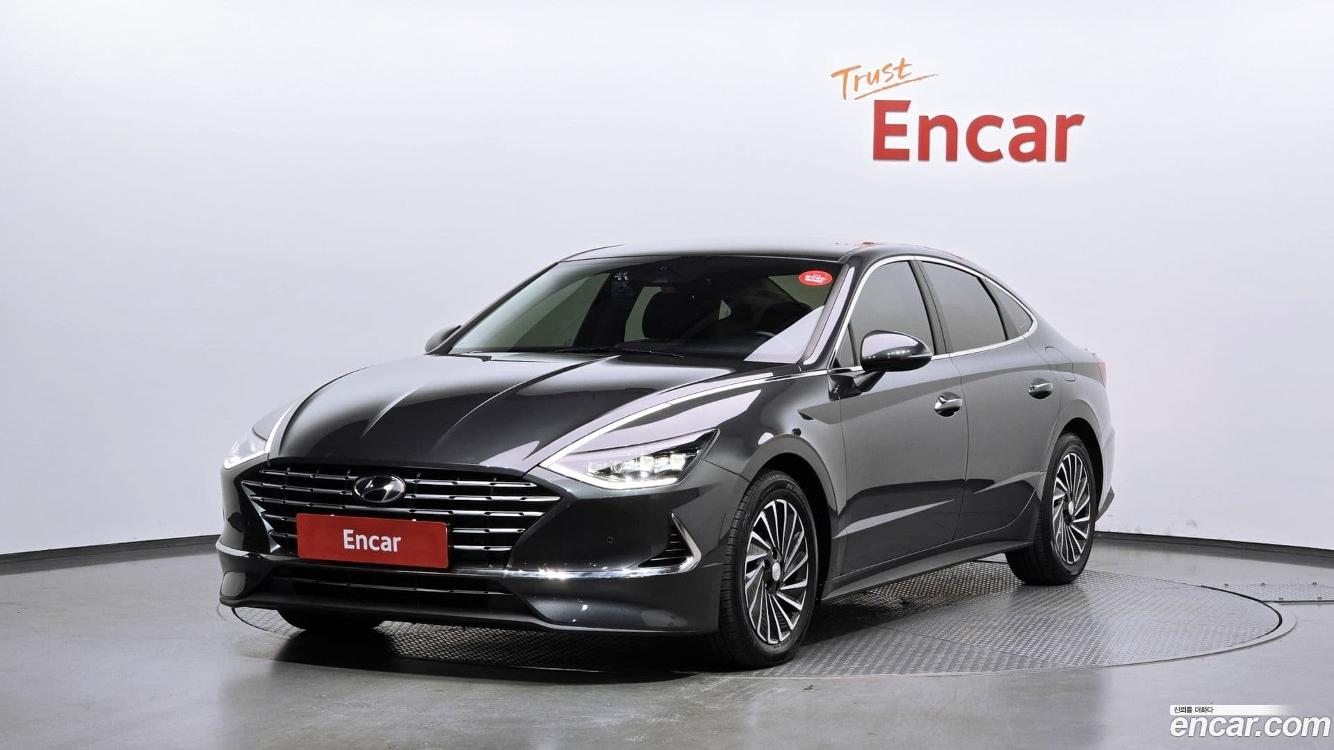Main__Slider__Photo:Sonata Hyundai 2020.4-0