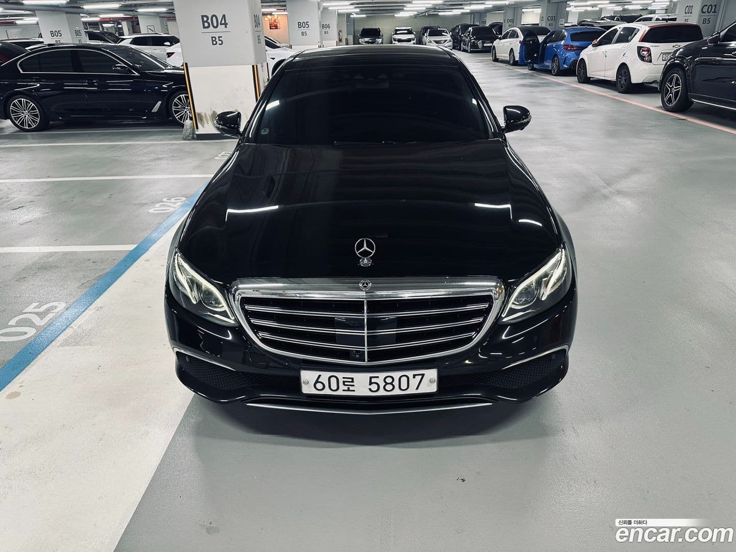 Main__Slider__Photo:E-Class Mercedes-Benz 2019.5-0