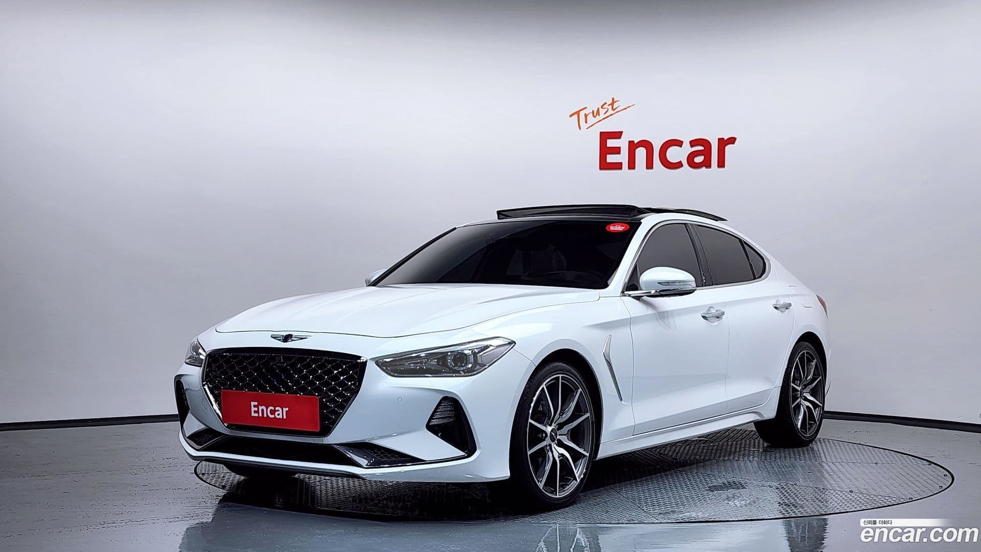 Main__Slider__Photo:G70 Genesis 2019.8-0