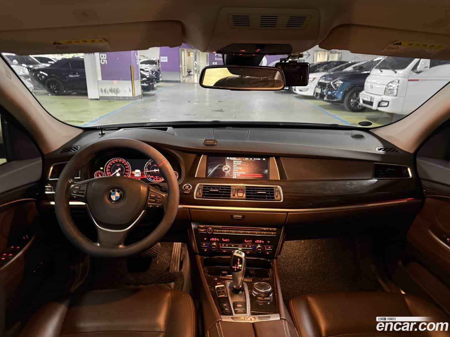 Gran Turismo BMW 2016.2-INNER-007