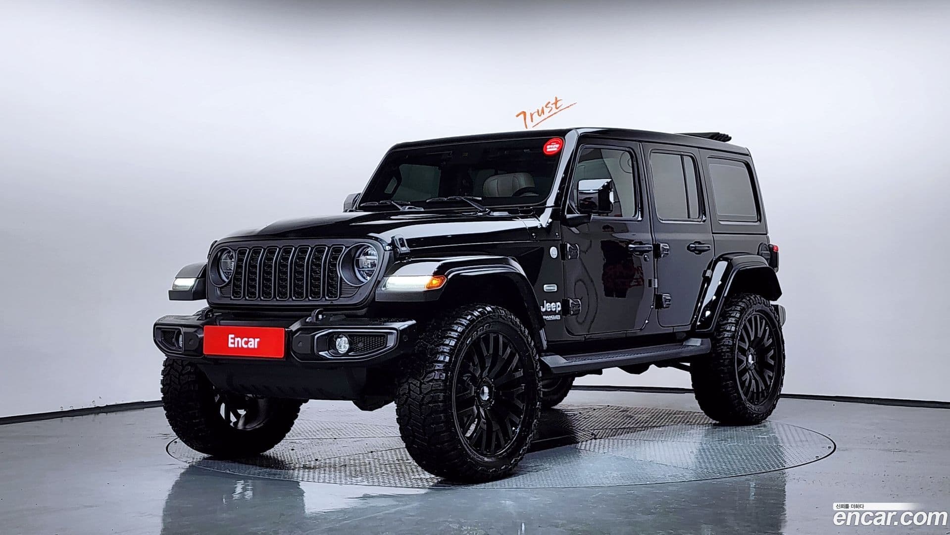 Main__Slider__Photo:Wrangler Jeep 2021.11-0