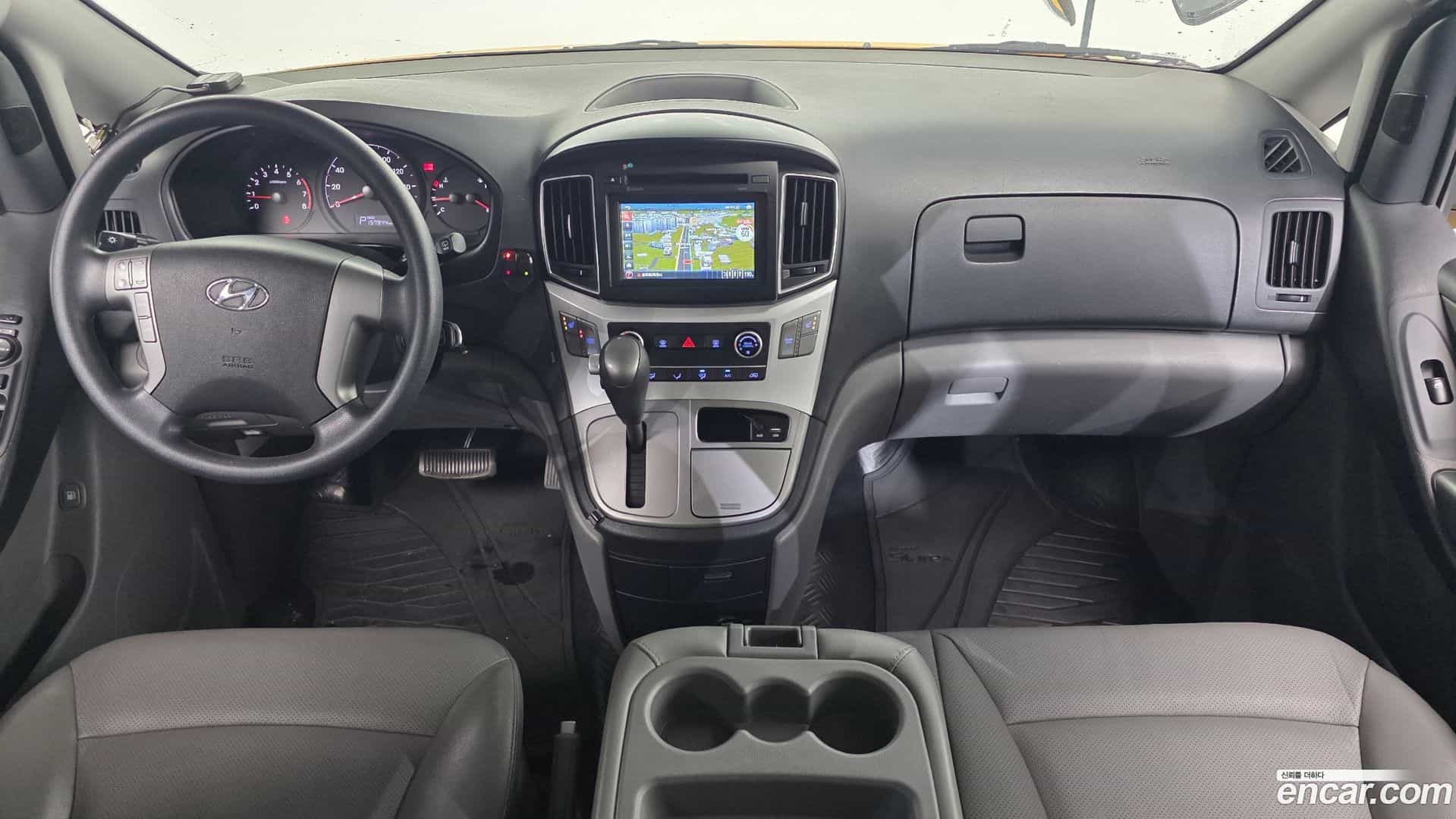 Starex Hyundai 2018.3-INNER-007