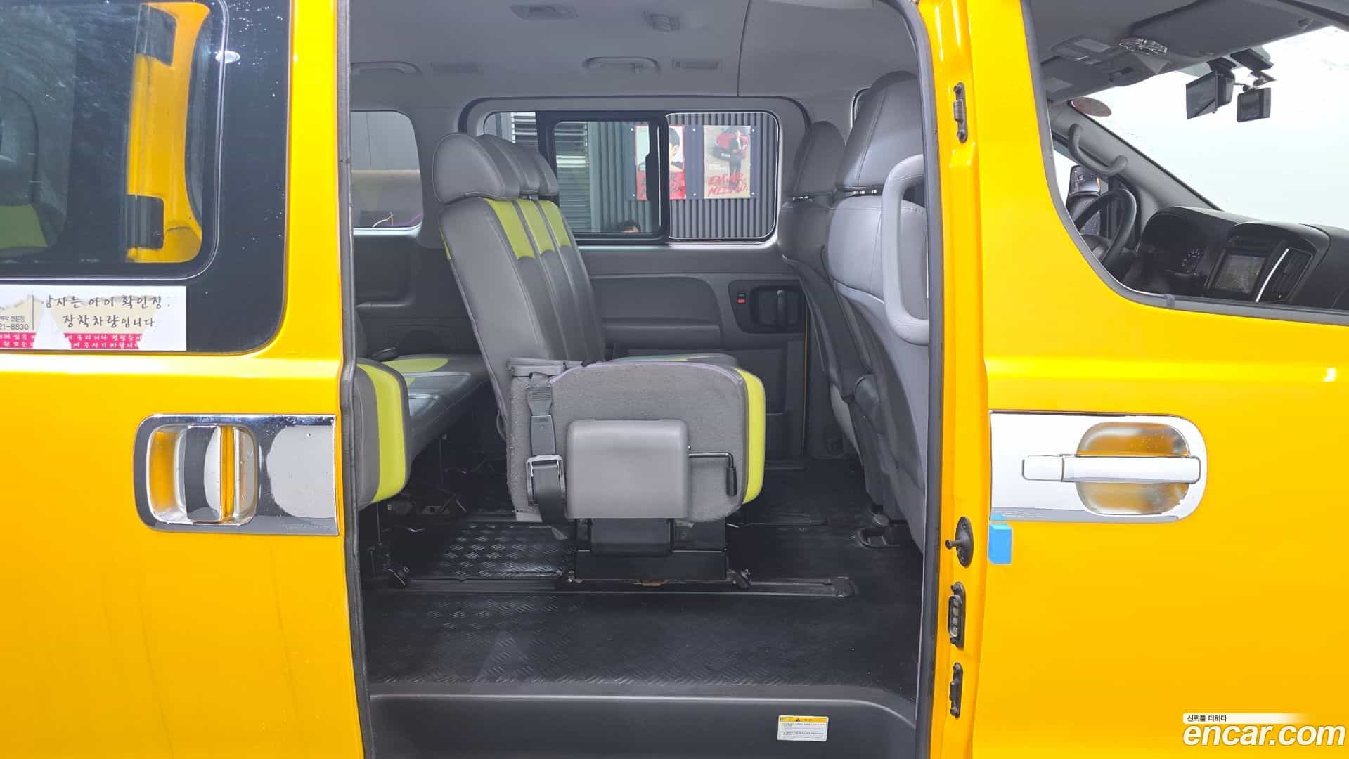 Starex Hyundai 2018.3-OPTION-016