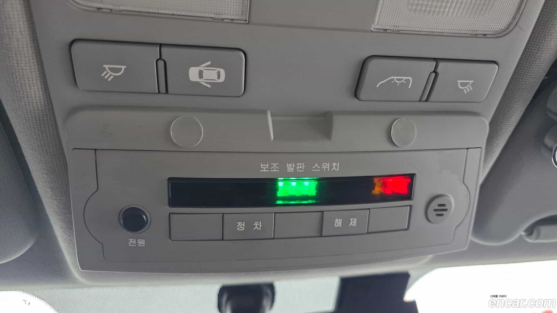 Starex Hyundai 2018.3-OPTION-022