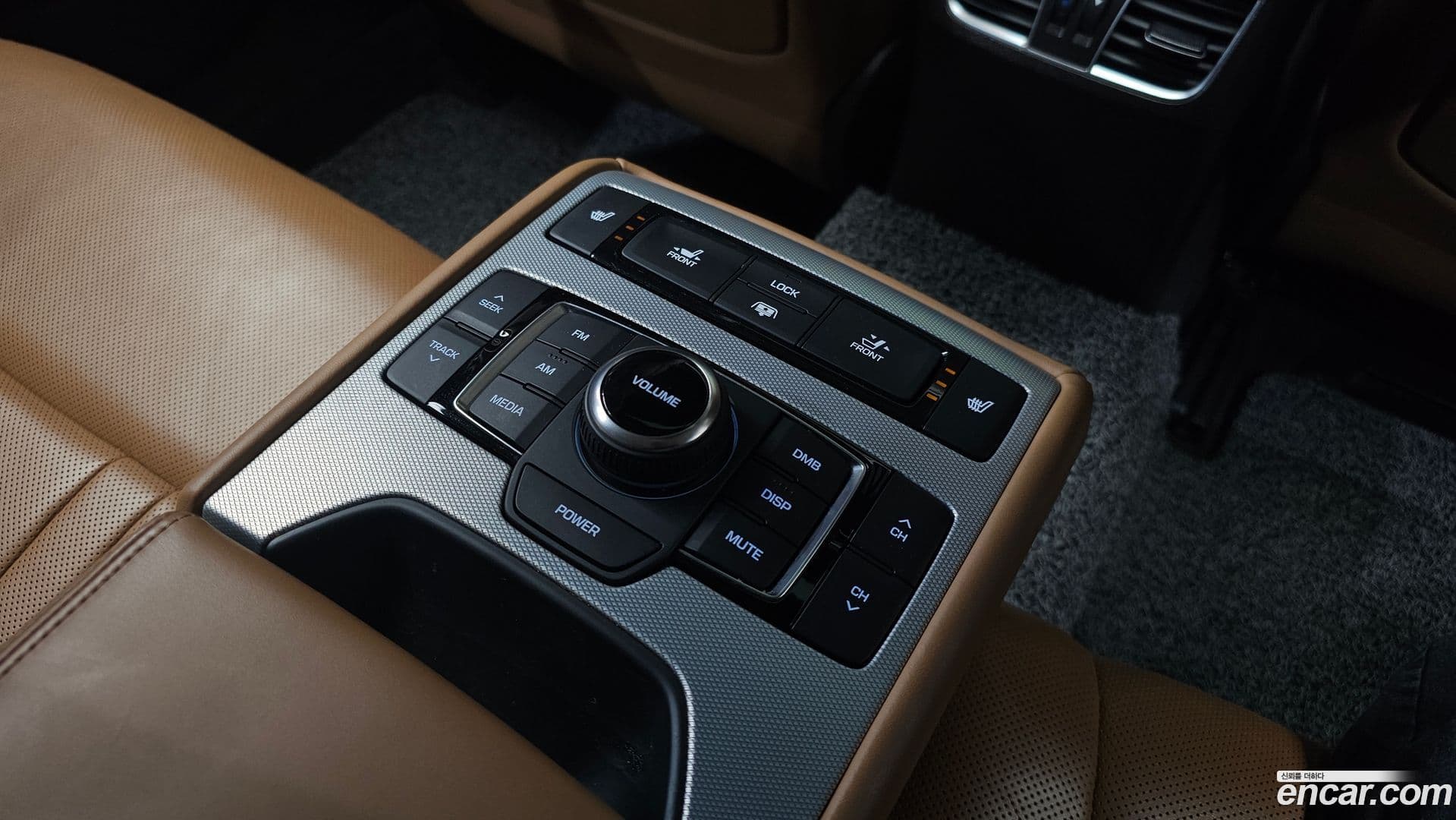 Main__Slider__Photo:G80 Genesis 2016.7-17