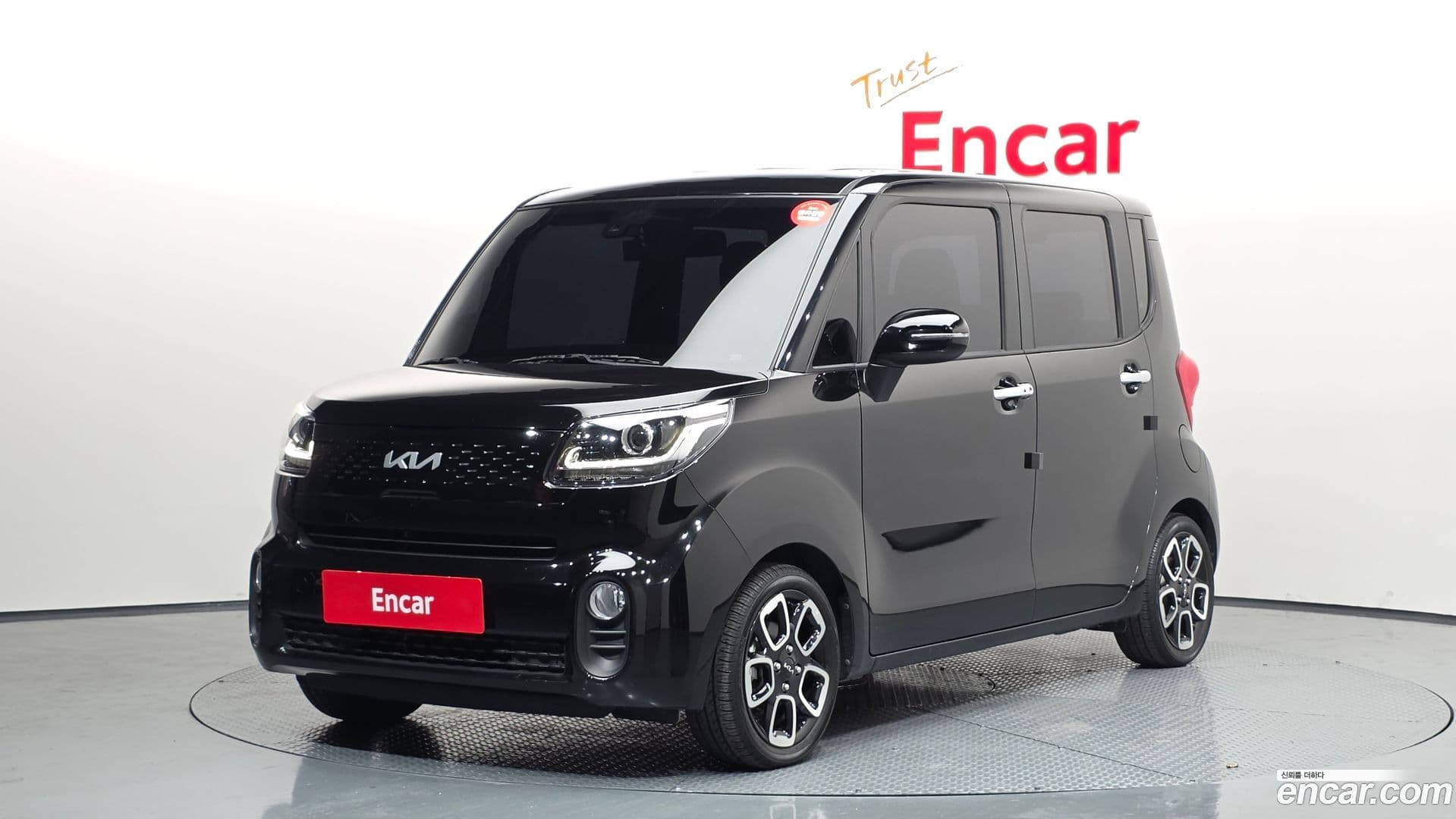 Main__Slider__Photo:RAY Kia 2022.3-0