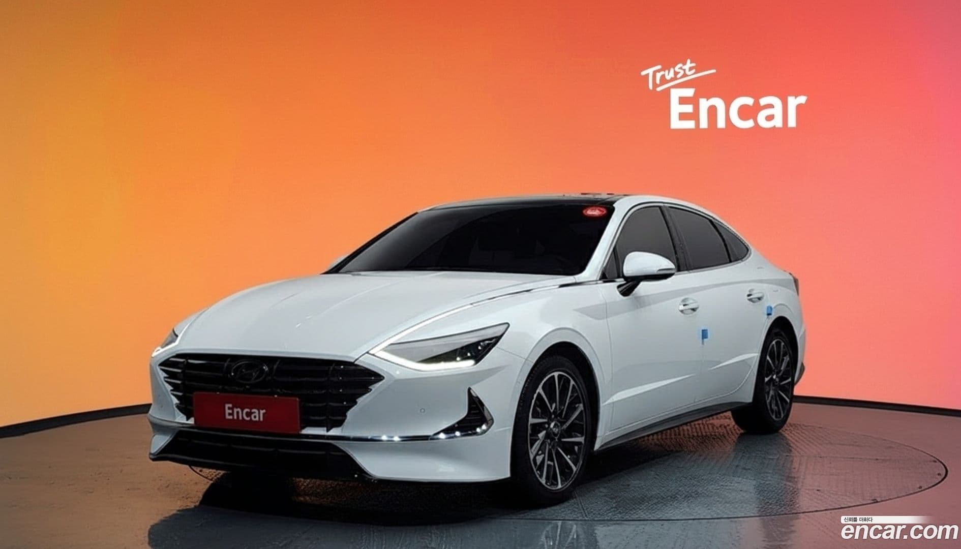 Main__Slider__Photo:Sonata Hyundai 2019.4-0