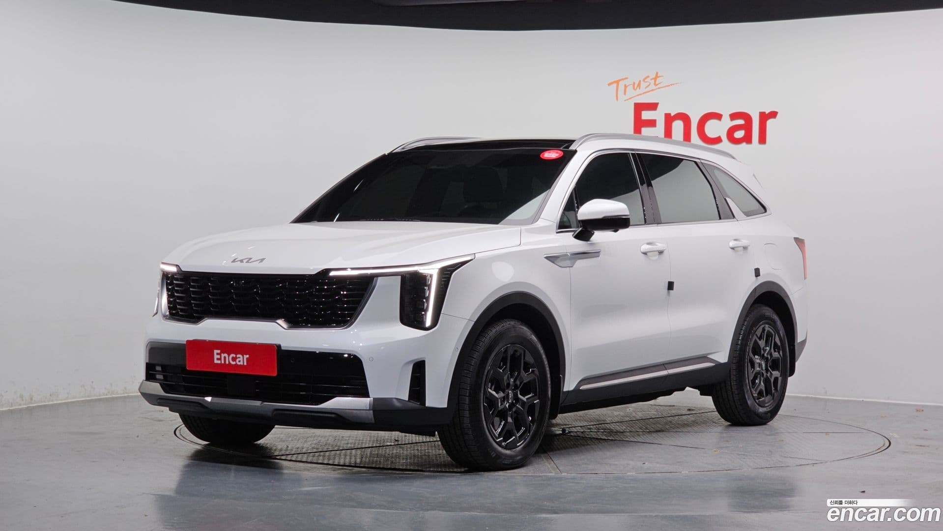 Main__Slider__Photo:Sorento Kia 2024.10-0