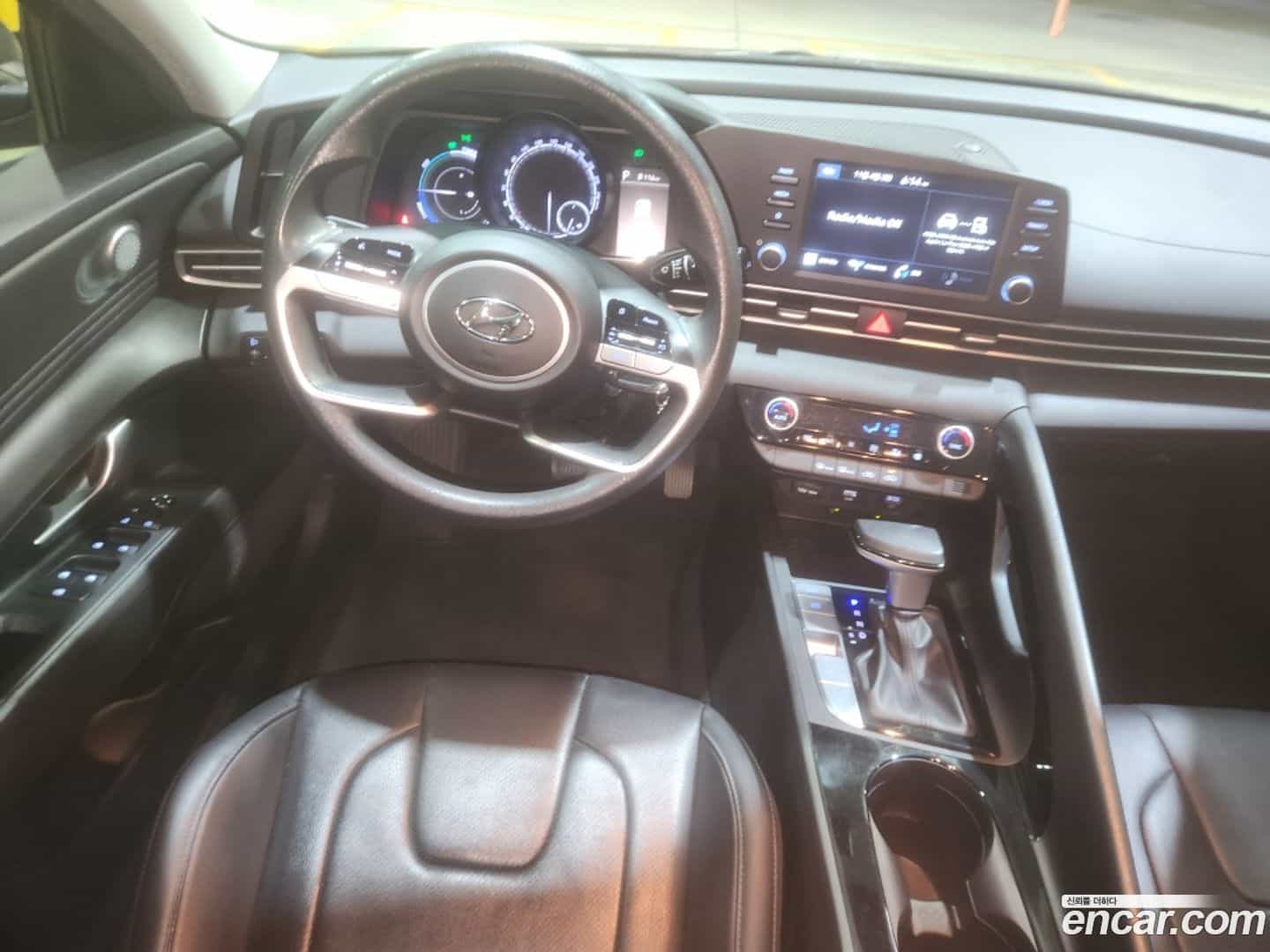 AVANTE Hyundai 2020.10-OPTION-019