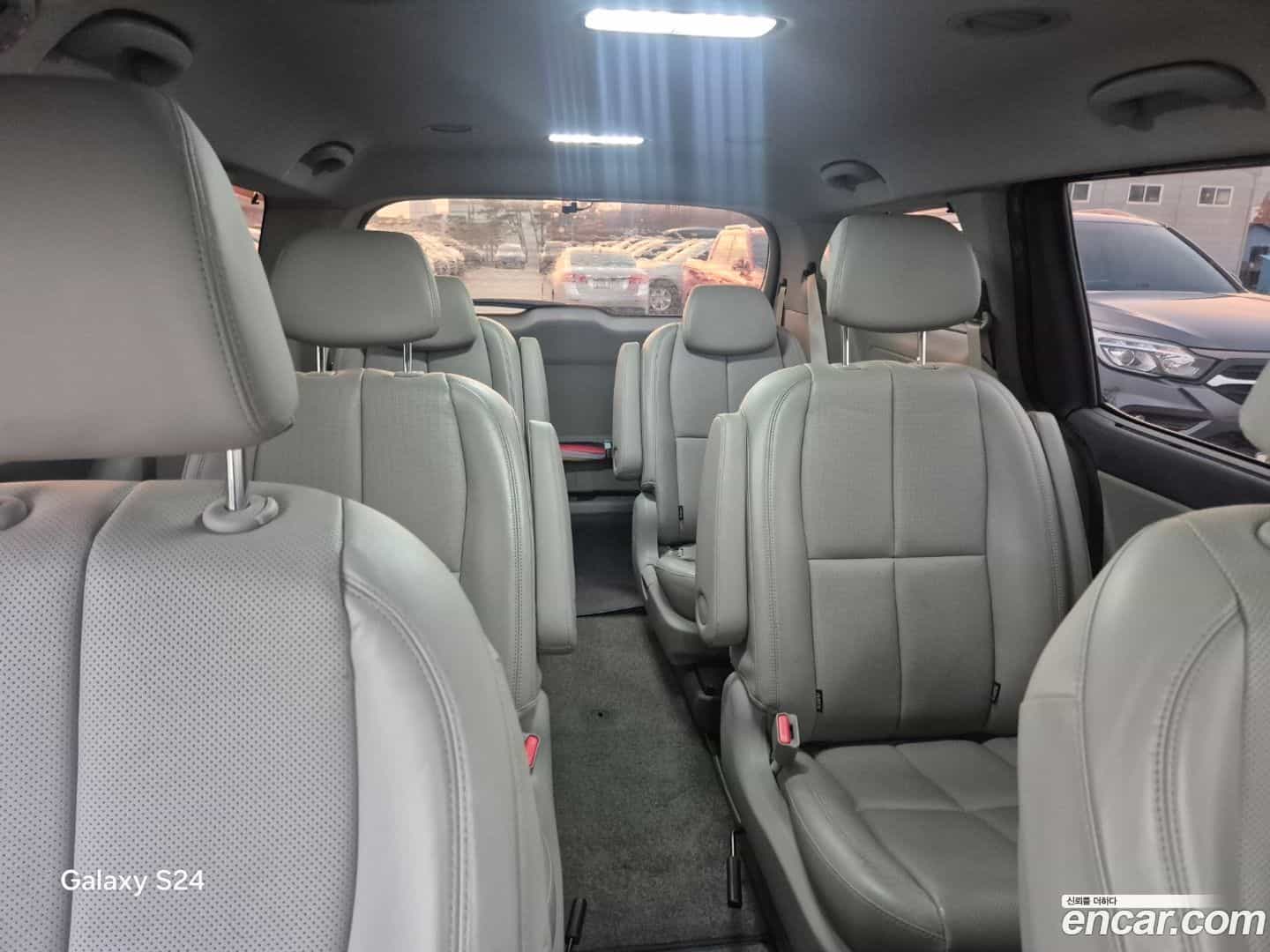 Canival Kia 2017.6-OPTION-23