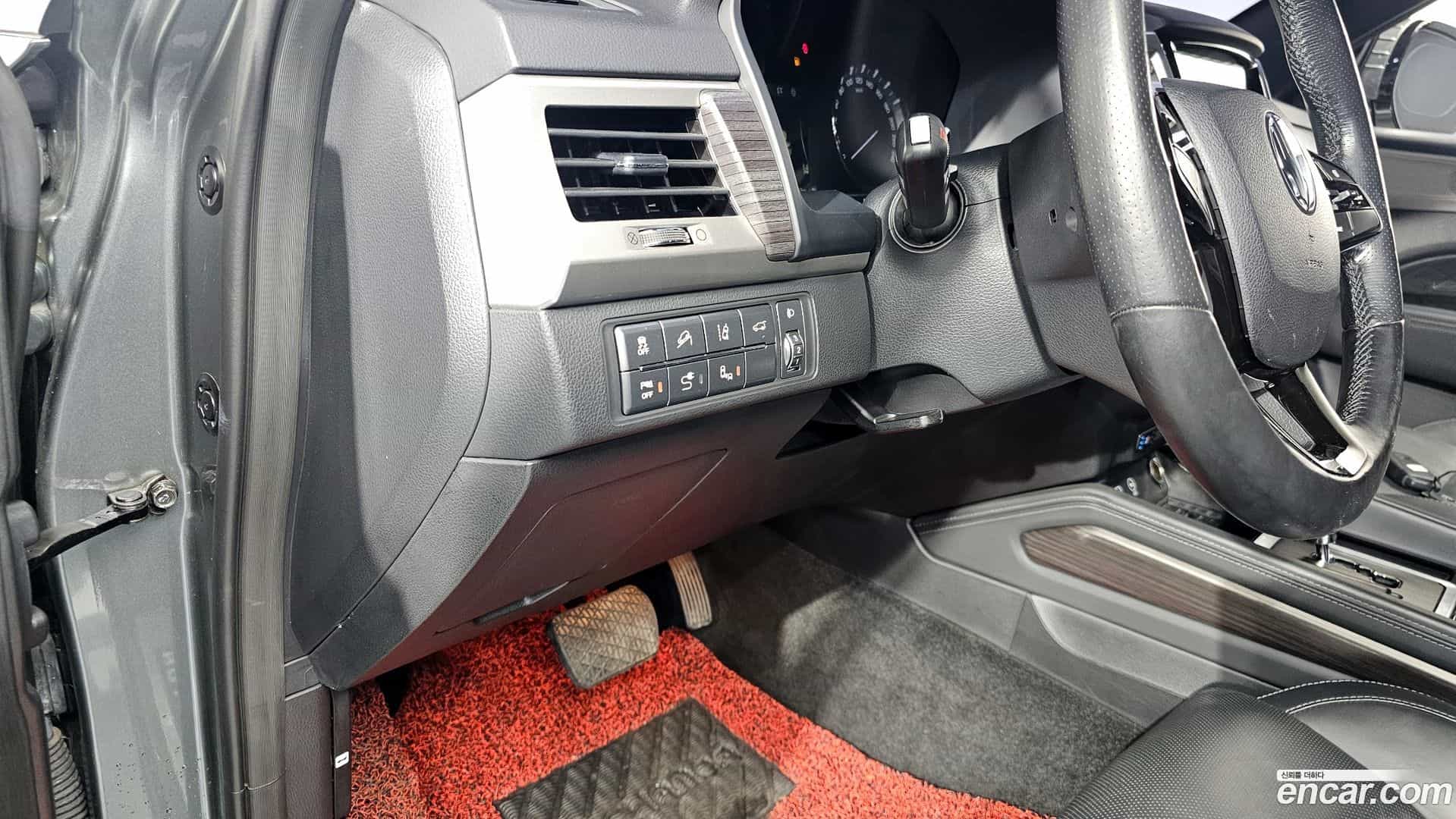 Rexton KG Mobility 2017.5-OPTION-018
