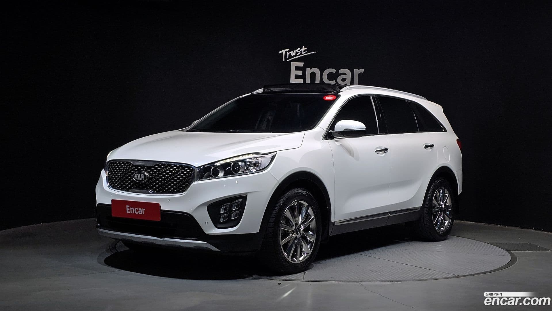 Main__Slider__Photo:Sorento Kia 2016.6-0