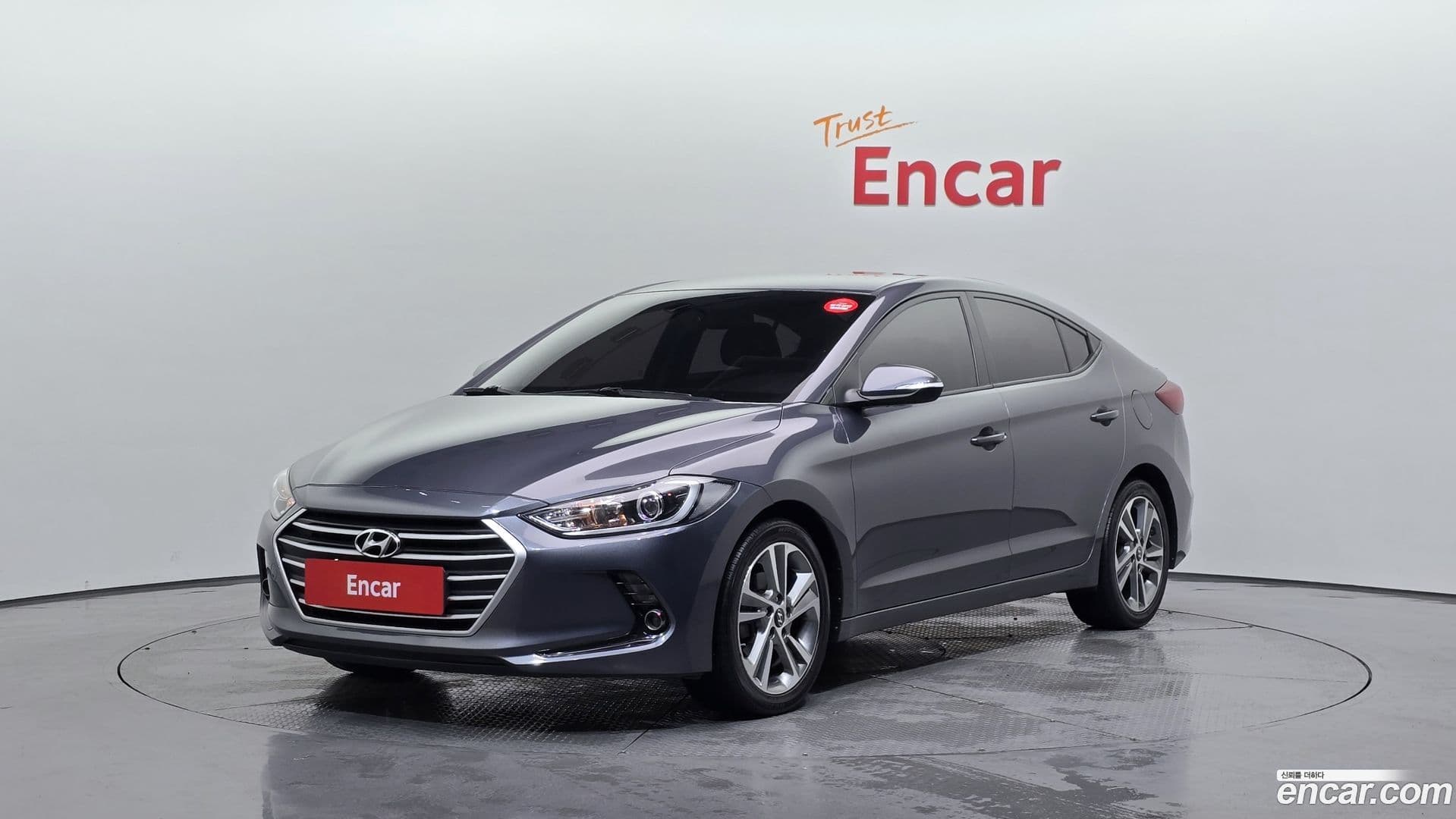 Main__Slider__Photo:AVANTE Hyundai 2018.2-0