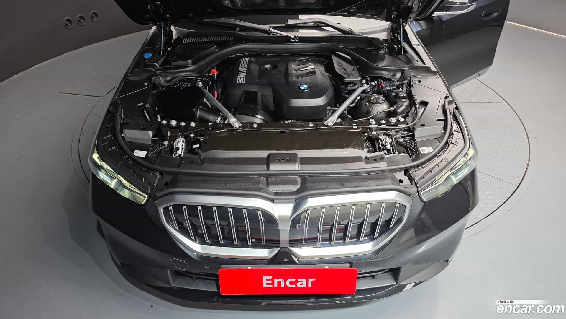 5-Series BMW 2025.5-INNER-6